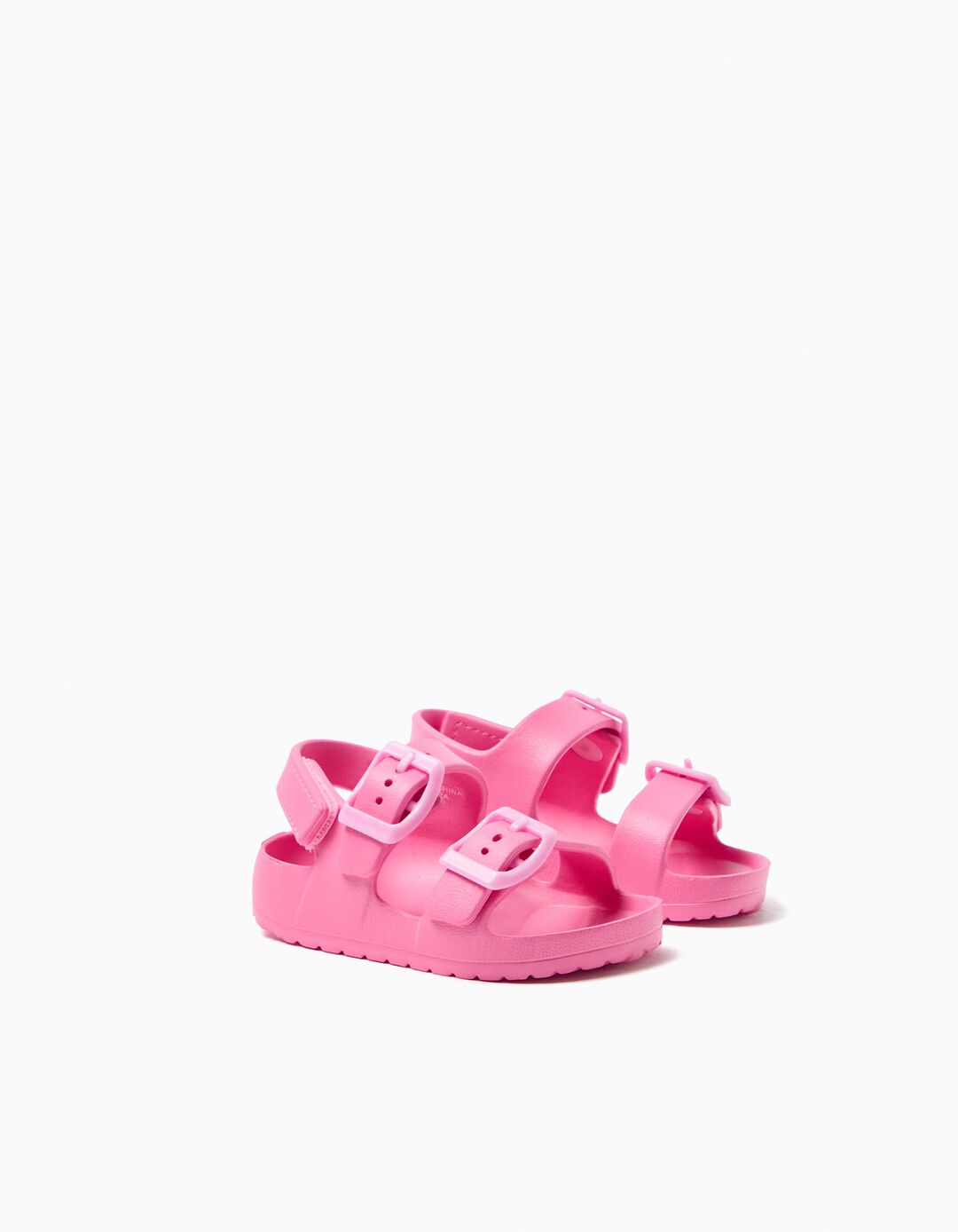 Sand&aacute;lias, Menina, Rosa