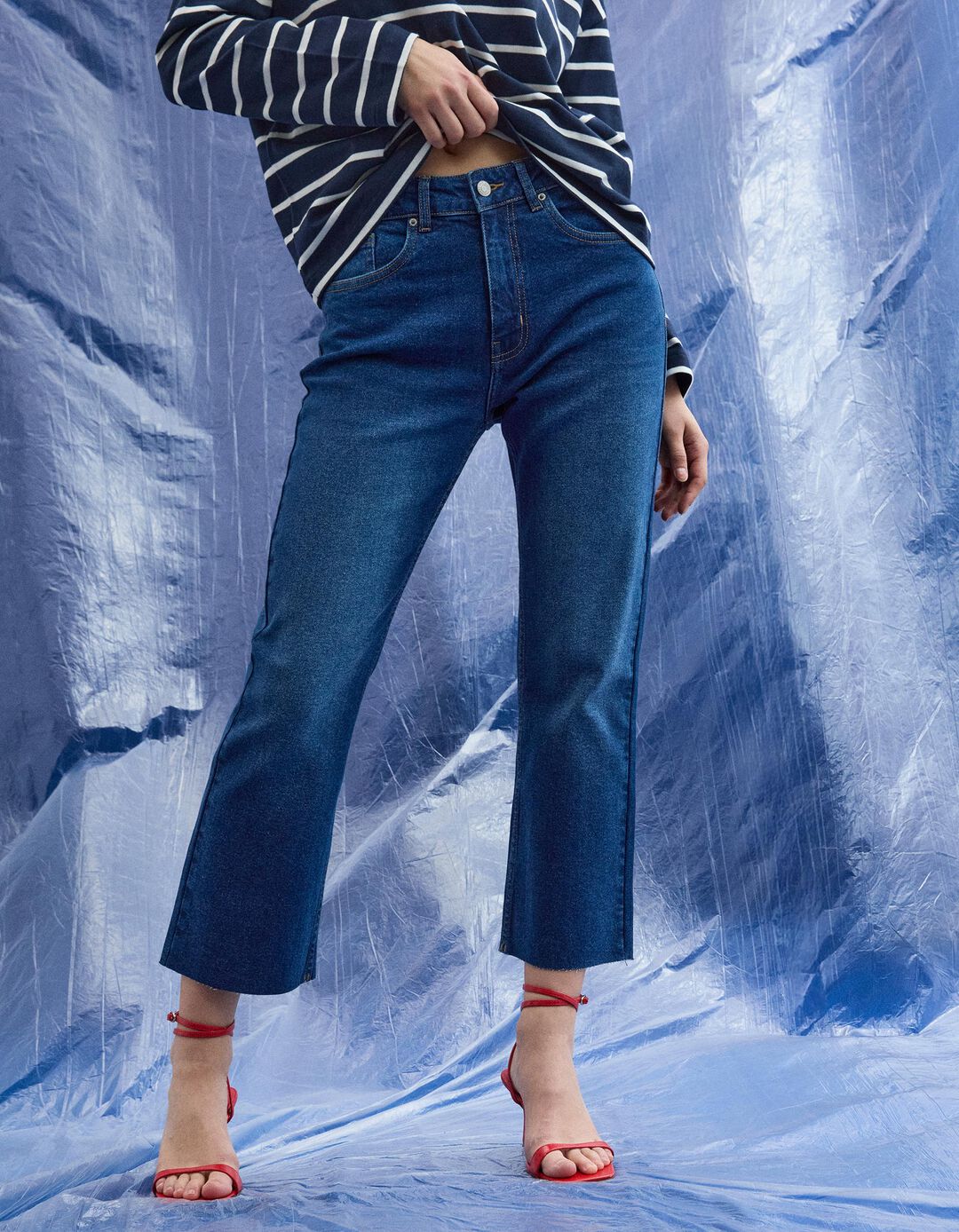 Cal&ccedil;as de Ganga 'Cropped Flare', Mulher, Azul Escuro