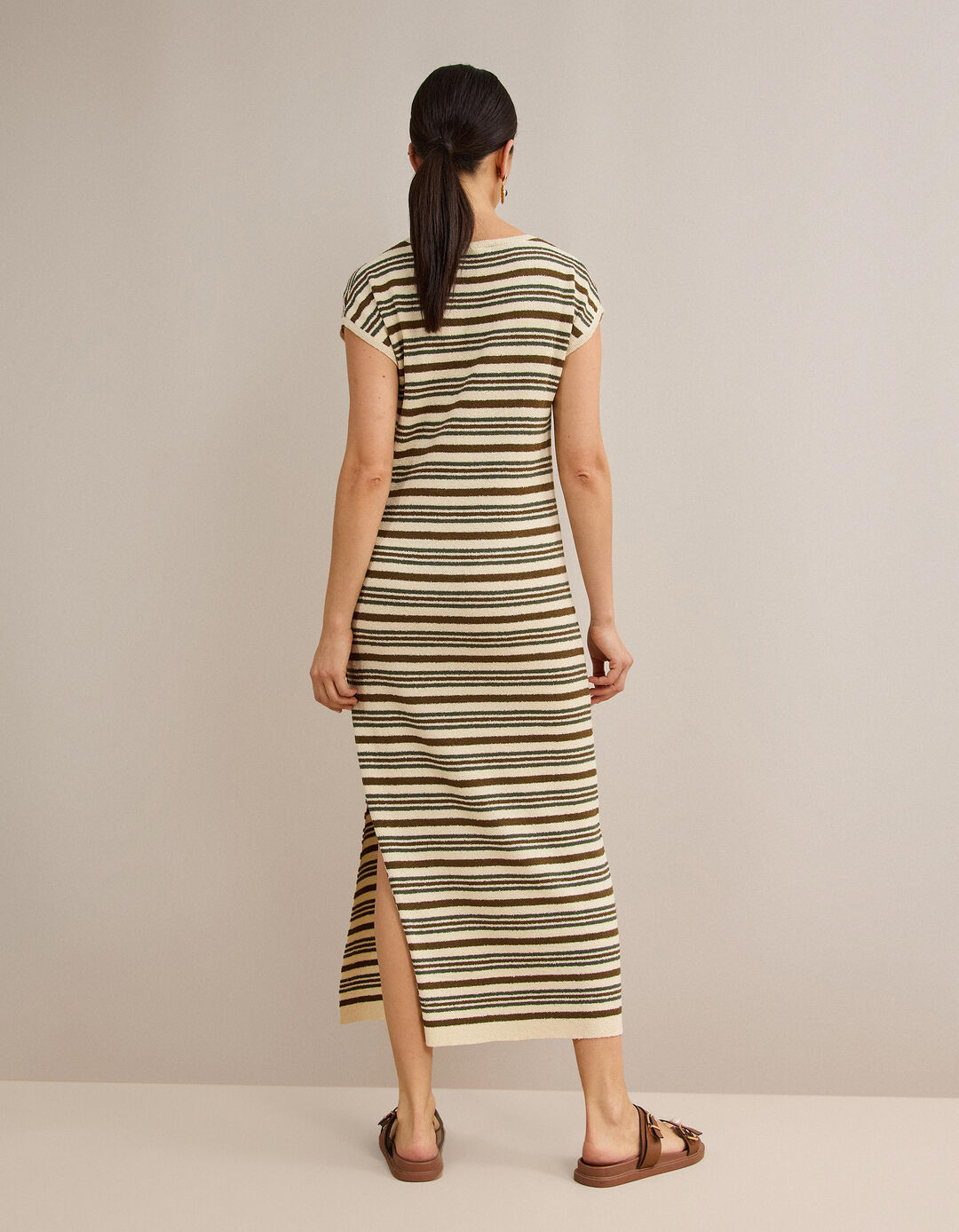 Vestido R&uacute;stico, Mulher, Castanho