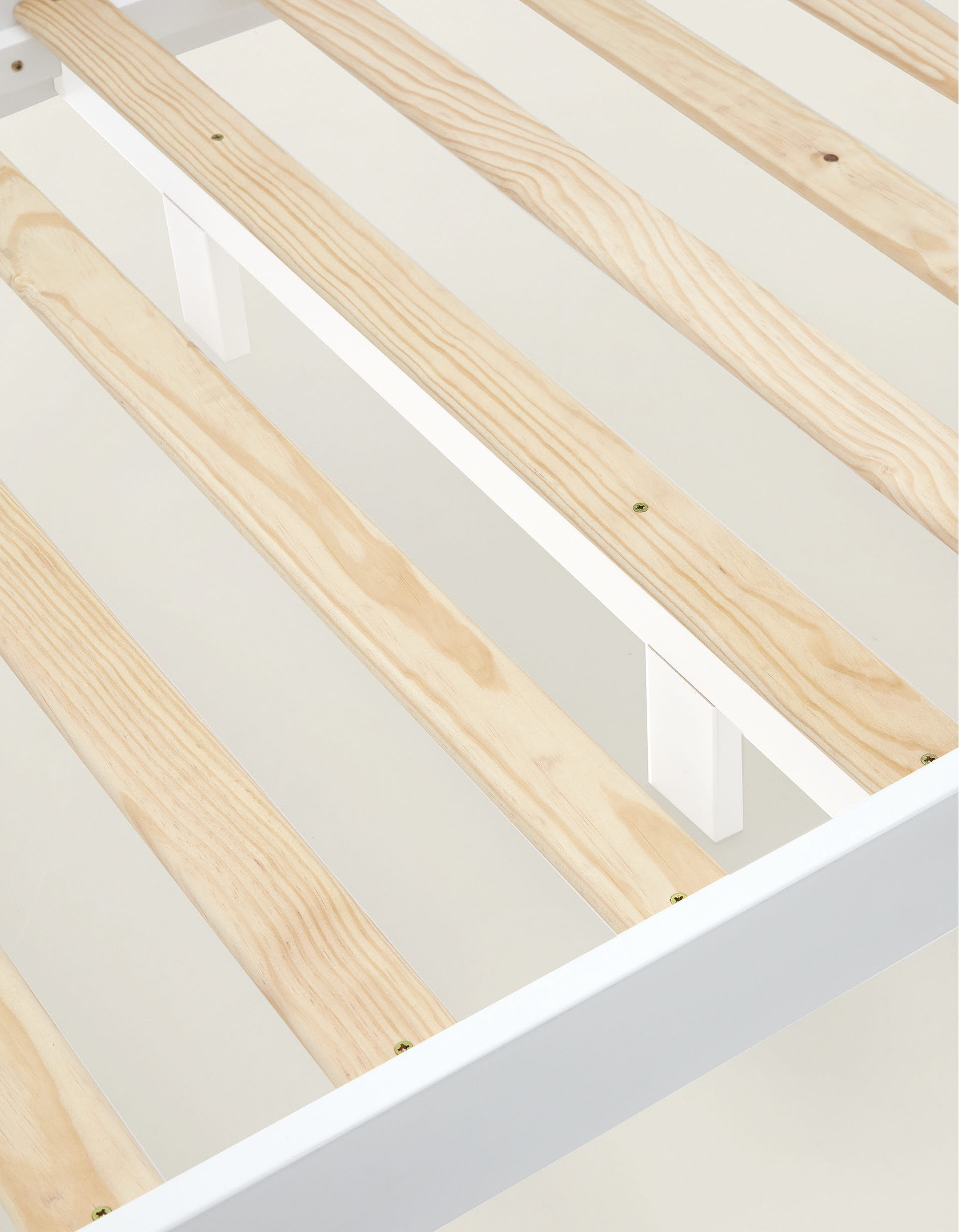 Comprar Online Kit de P&eacute;s para Cama ZY Baby Junior Box 4Un.