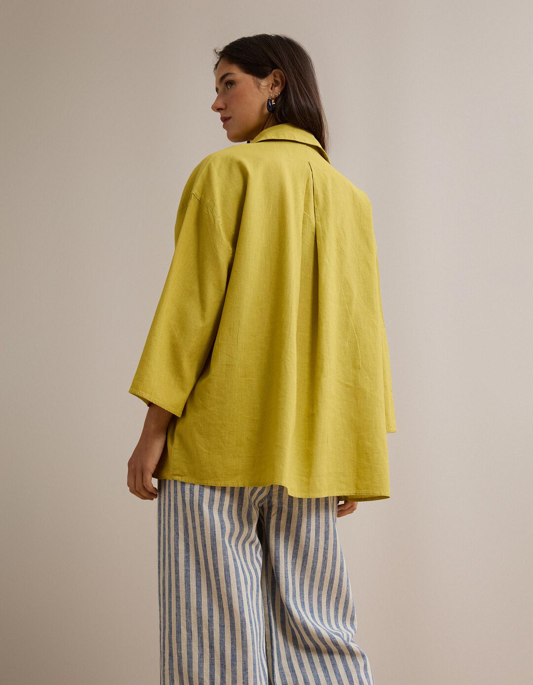 Blusa com Linho, Mulher, Amarelo
