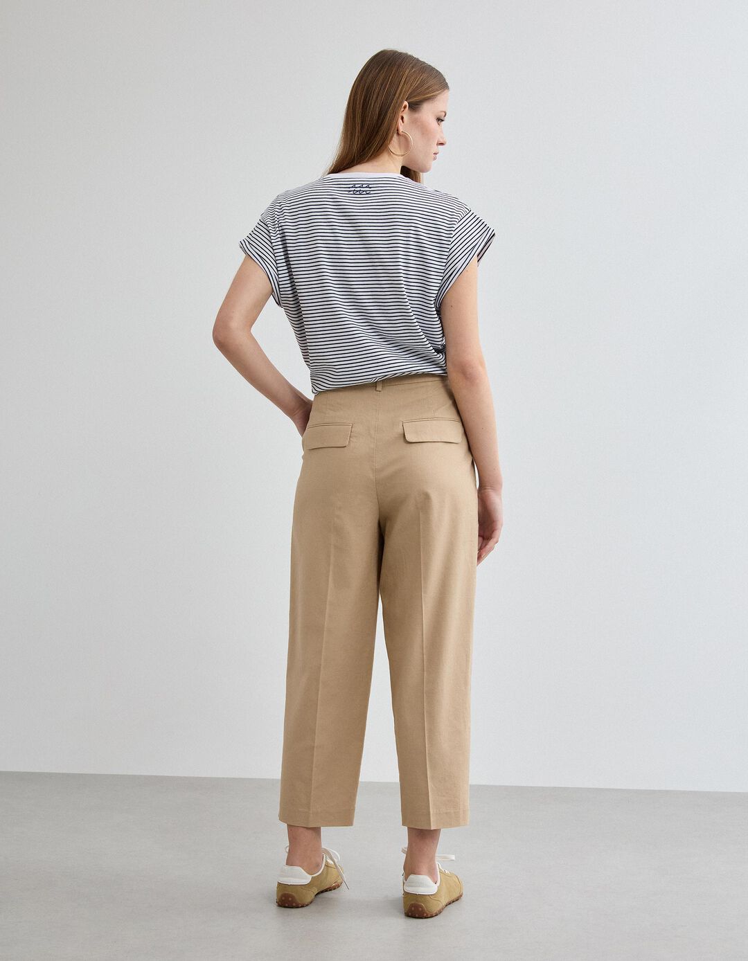 Cal&ccedil;as com Linho, Mulher, Bege