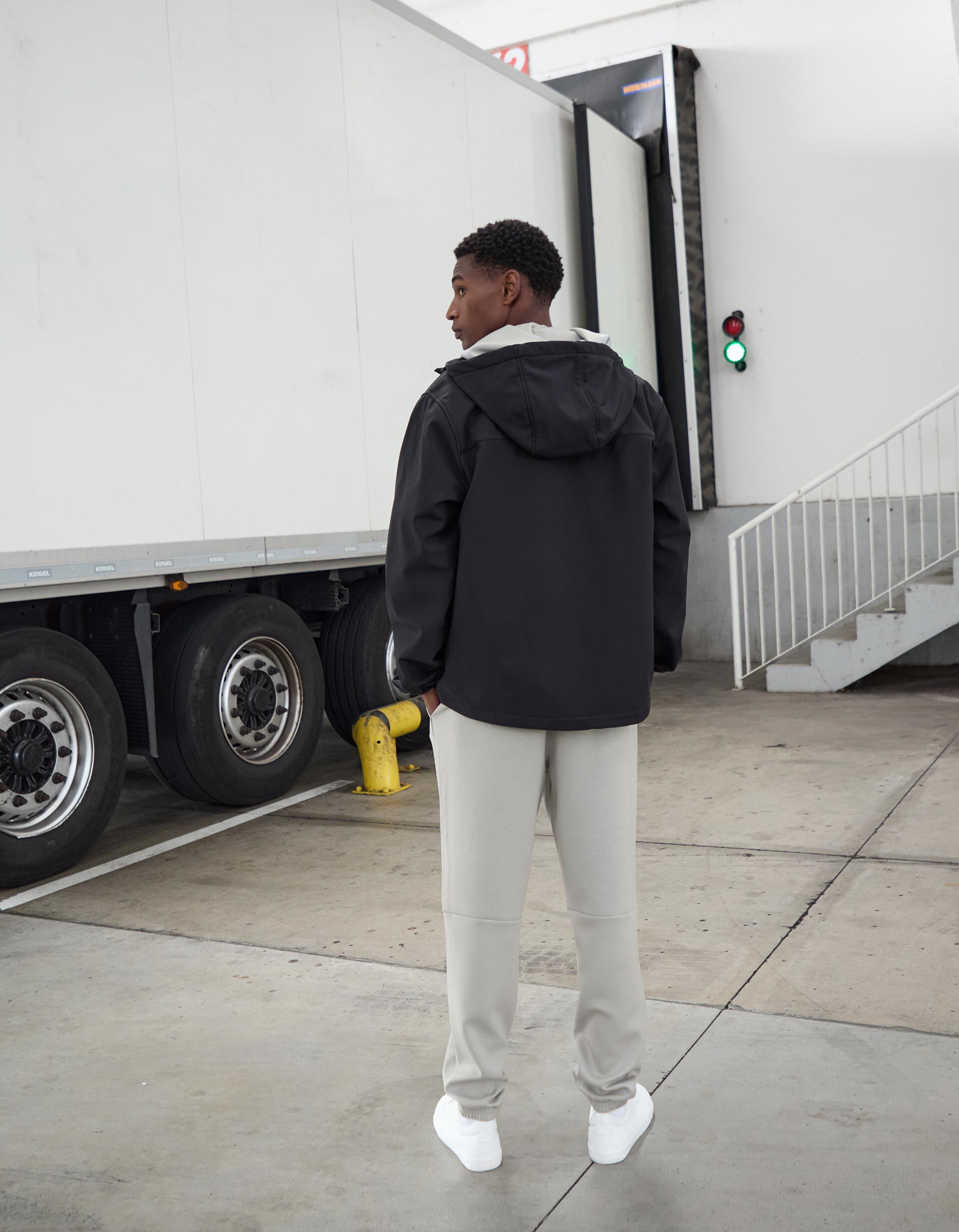 Comprar Online Parka com Capuz, Homem, Preto