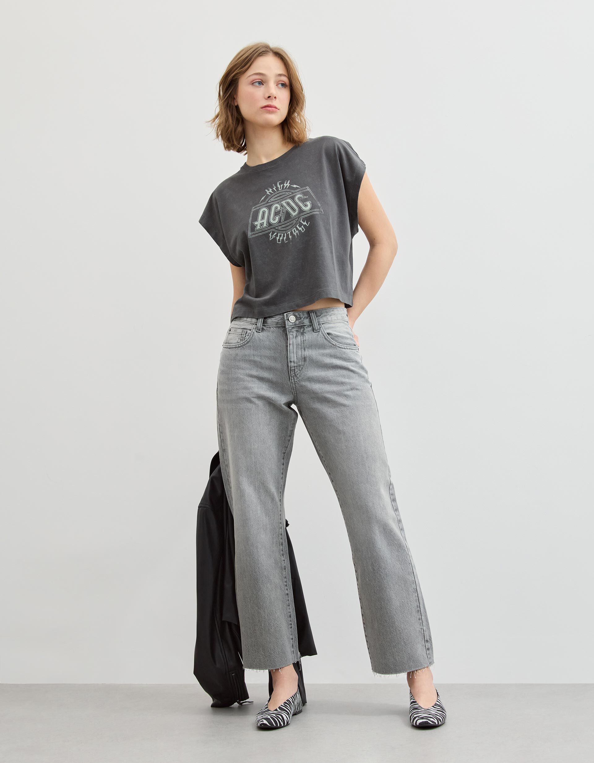 Comprar Online T-shirt AC/DC, Mulher, Cinzento Escuro