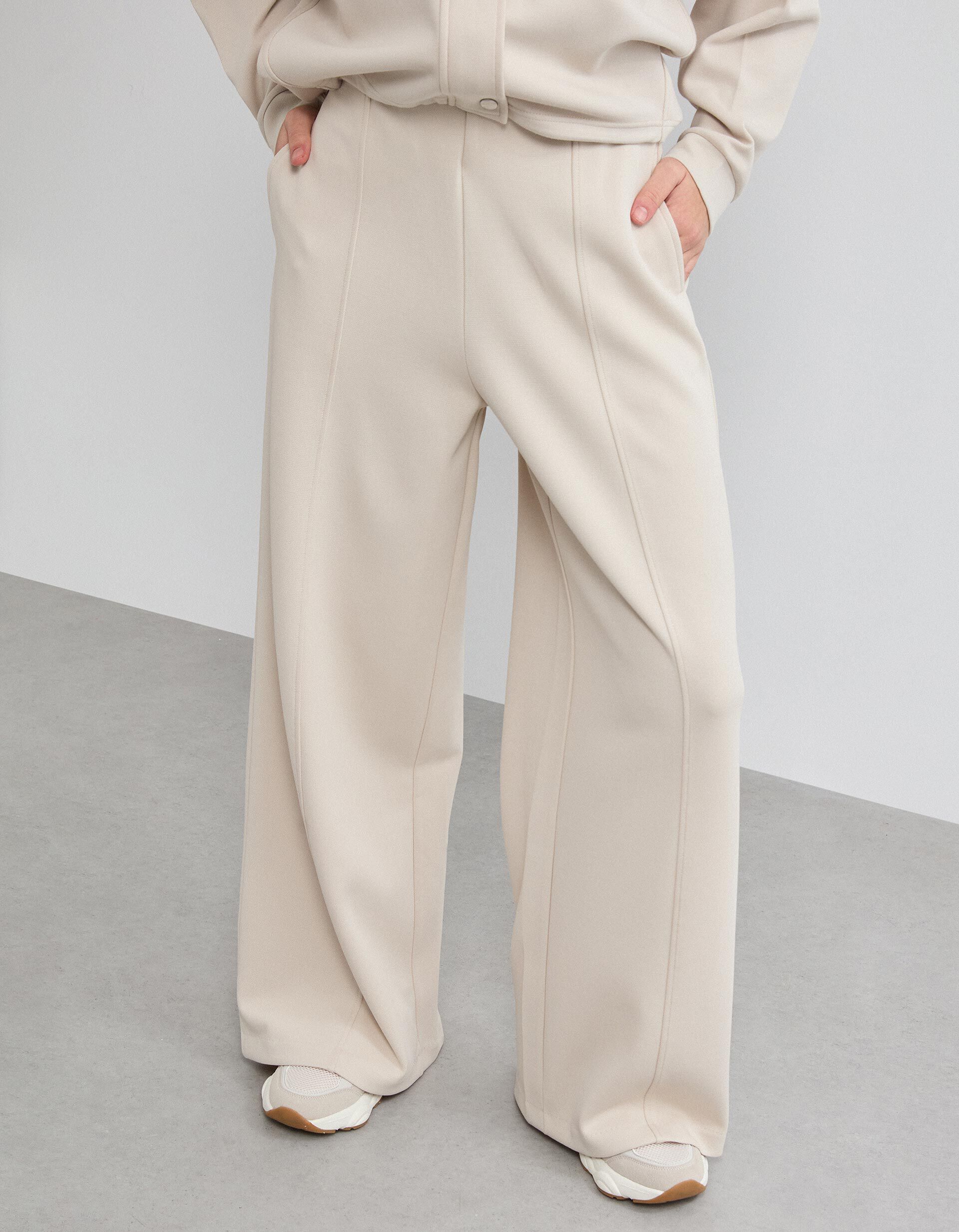 Comprar Online Cal&ccedil;as Piquet, Mulher, Bege