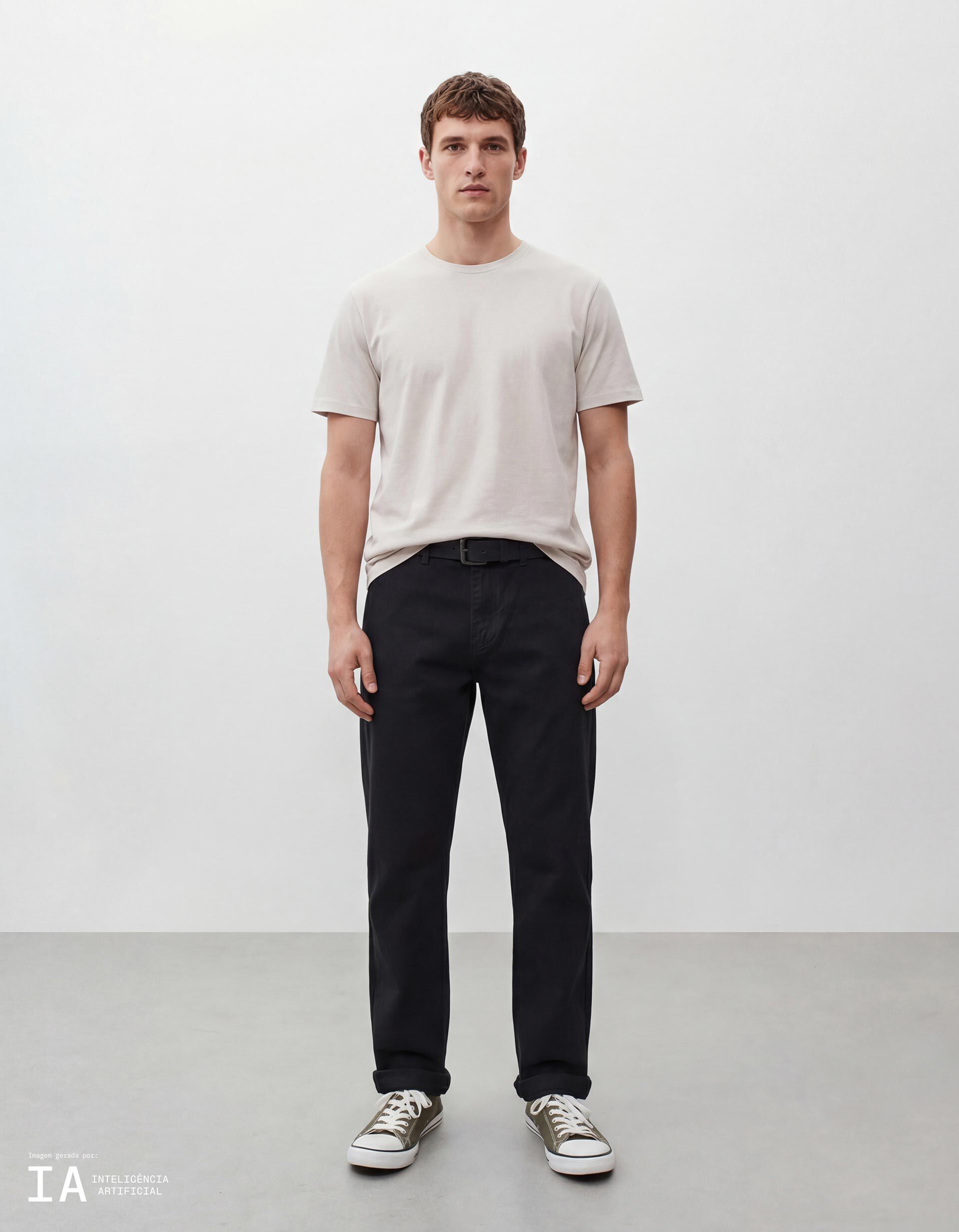 Cal&ccedil;as de Sarja Regular Fit, Homem, Preto