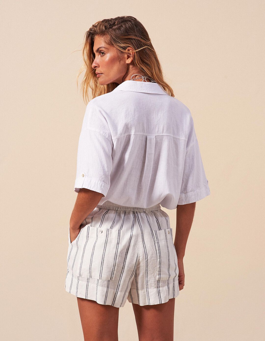 Cal&ccedil;&otilde;es com Linho, Mulher, Cru