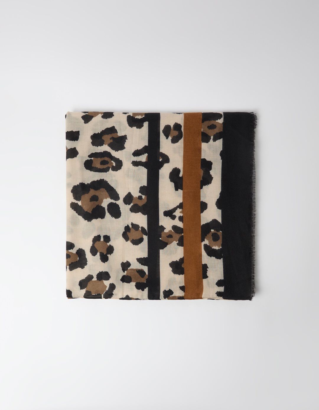 Len&ccedil;o Estampado Leopardo, Mulher, Multicolor