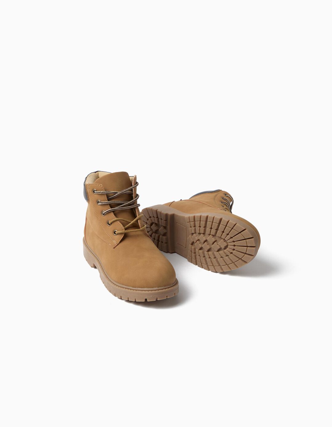 Botas, Menino, Castanho