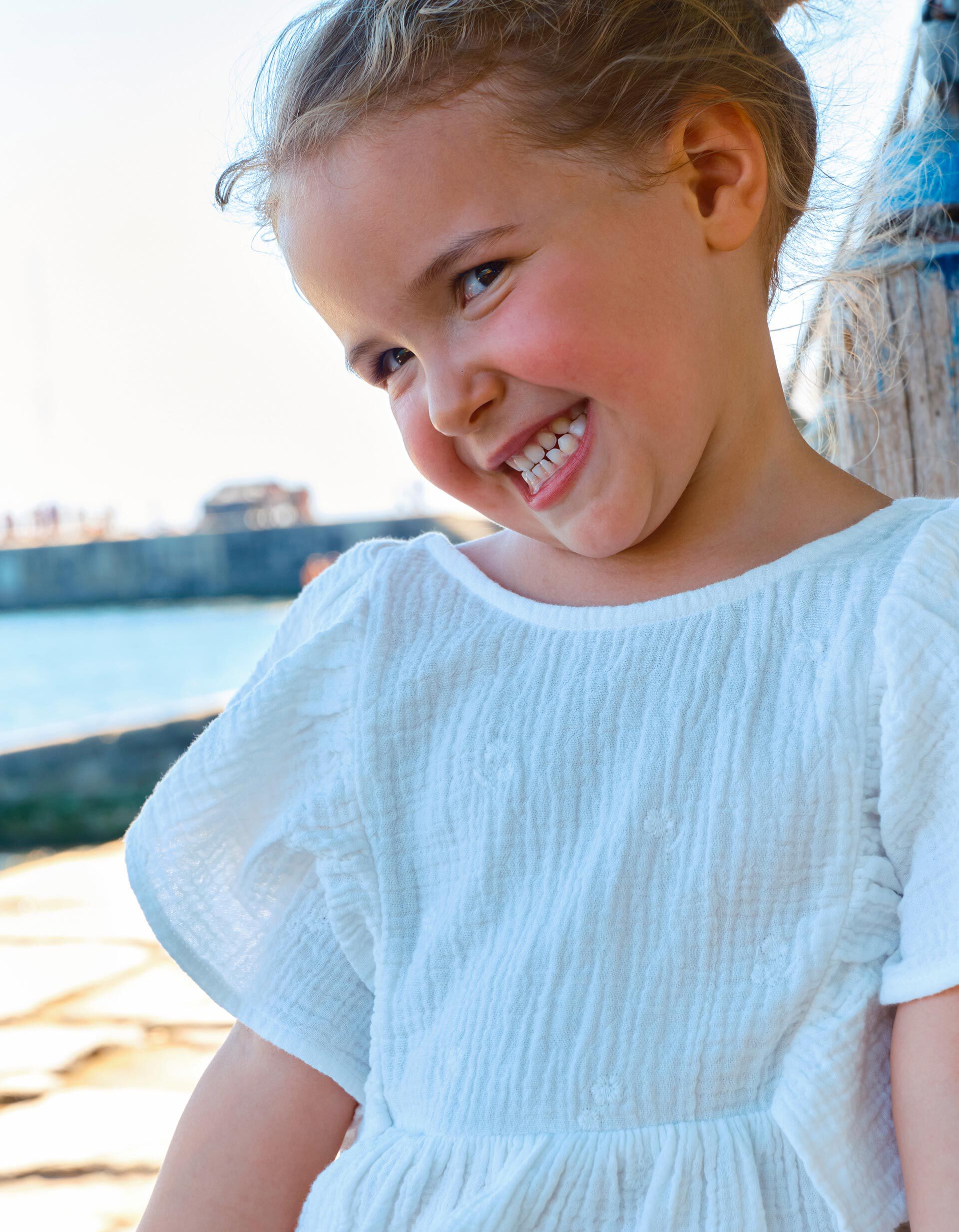 Comprar Online Vestido Bordado, Menina, Branco