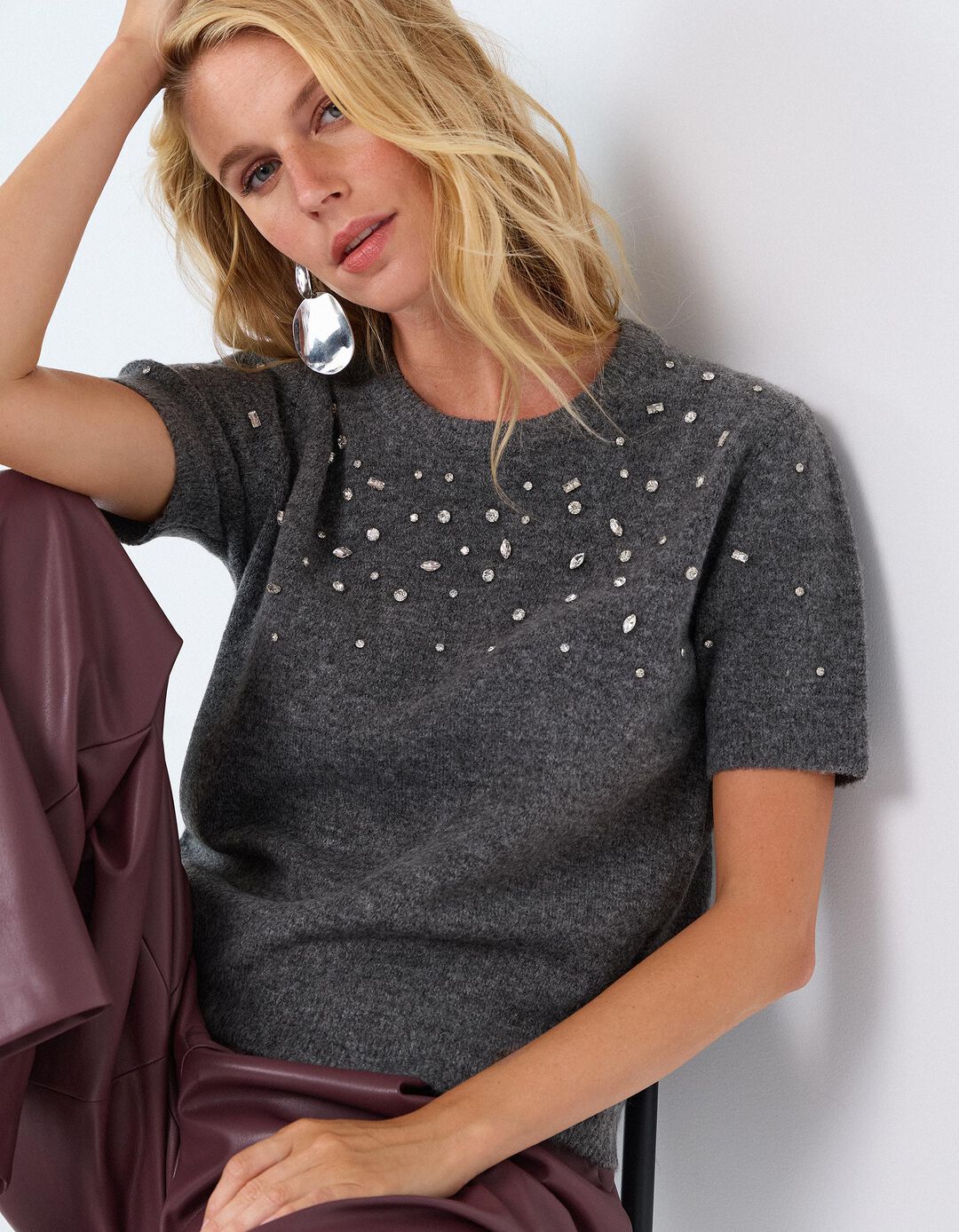 Camisola Tricotada Com Pedras, Mulher, Cinzento Escuro