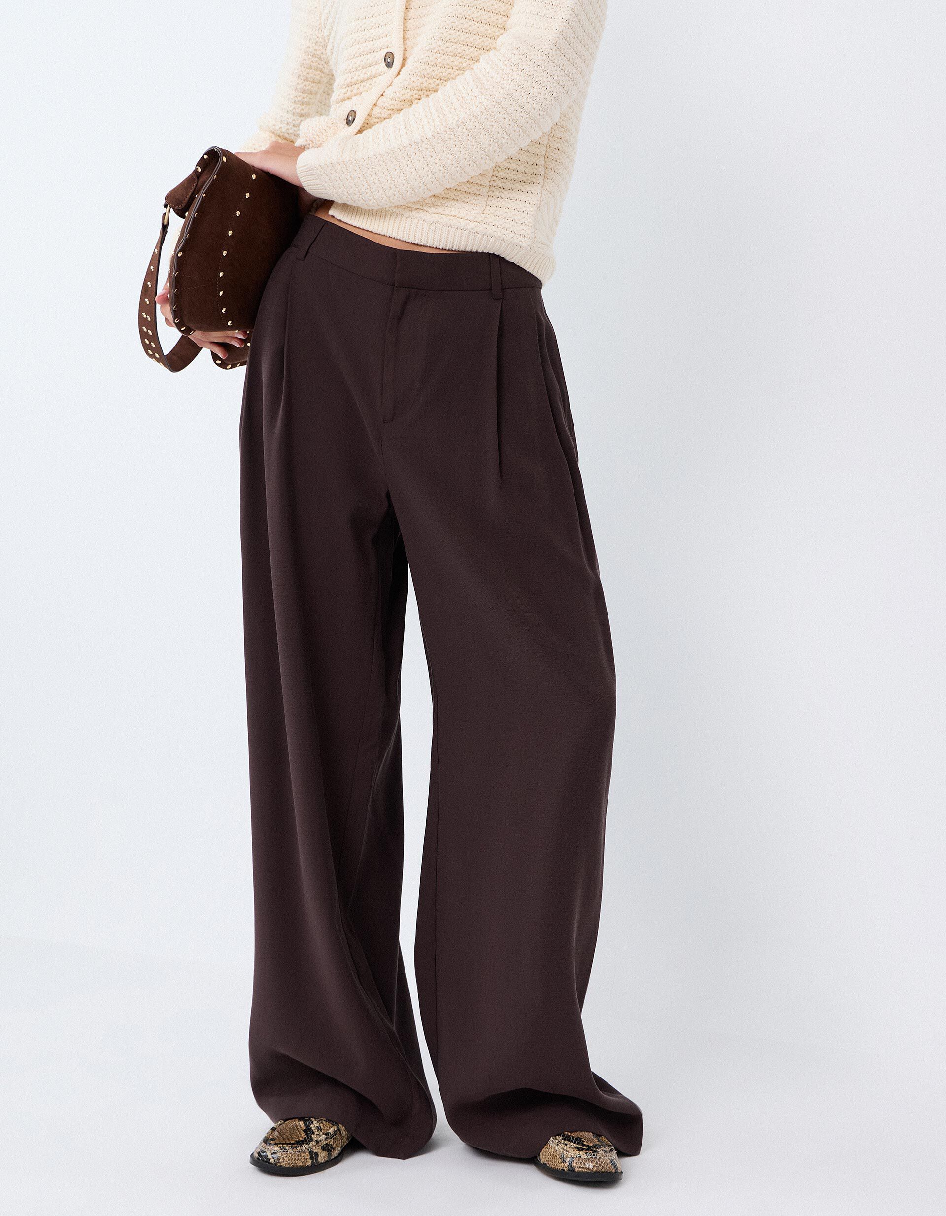Comprar Online Cal&ccedil;as Elegantes Com Prega, Mulher, Castanho Escuro