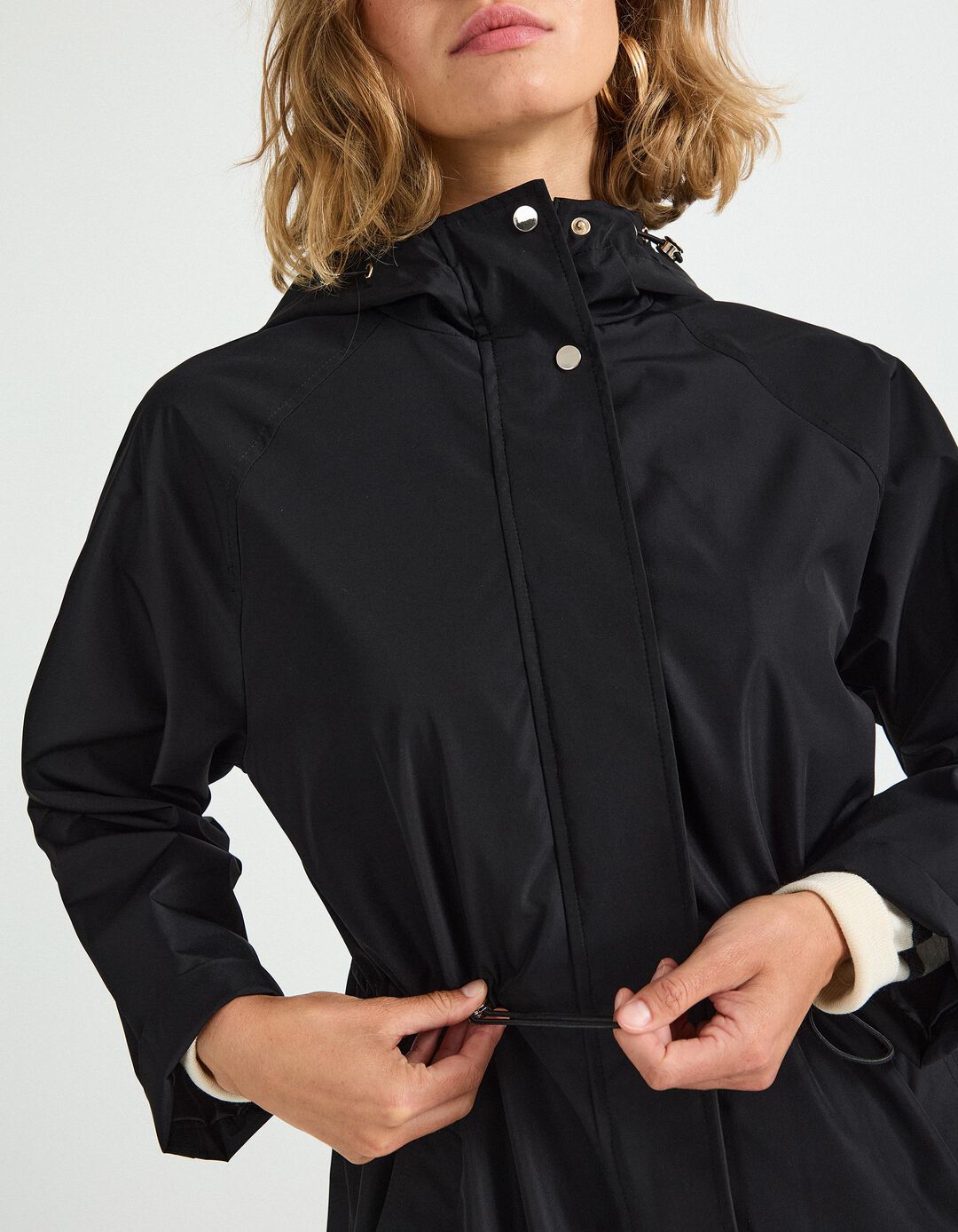 Parka Comprida com Capuz, Mulher, Preto