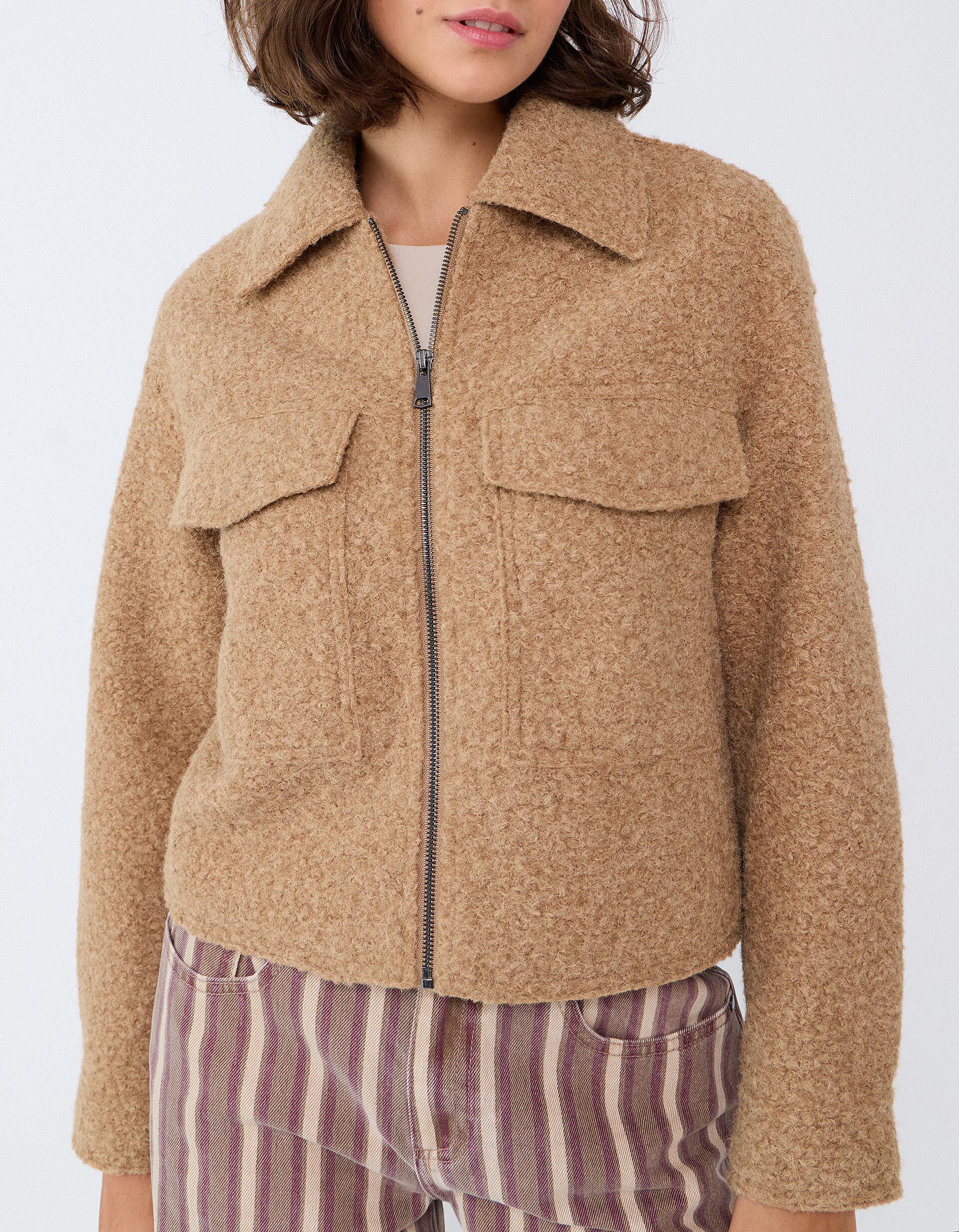 Comprar Online Blus&atilde;o Curto Efeito Boucl&eacute;, Mulher, Bege