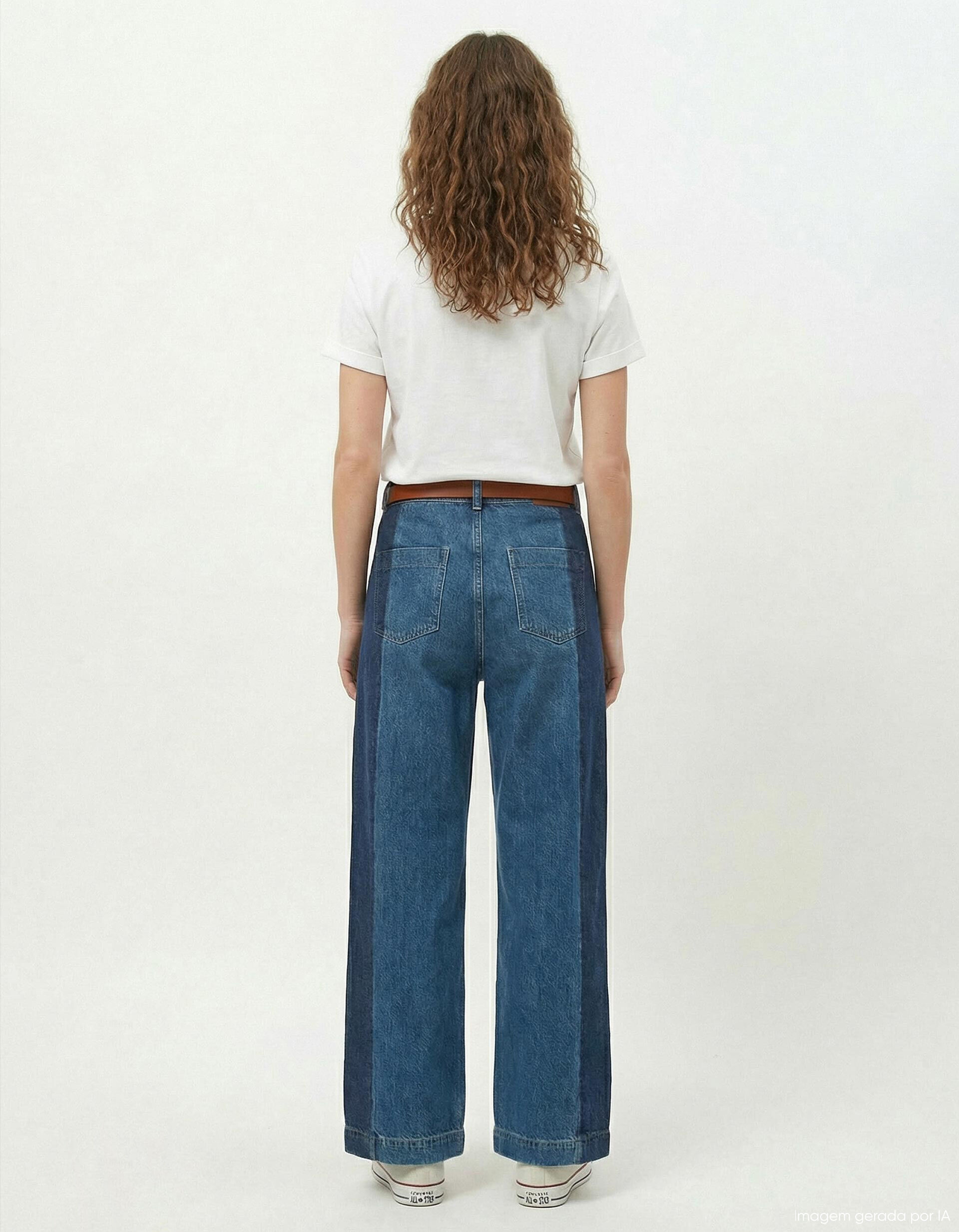 Comprar Online T-shirt Decote em V, Mulher, Branco