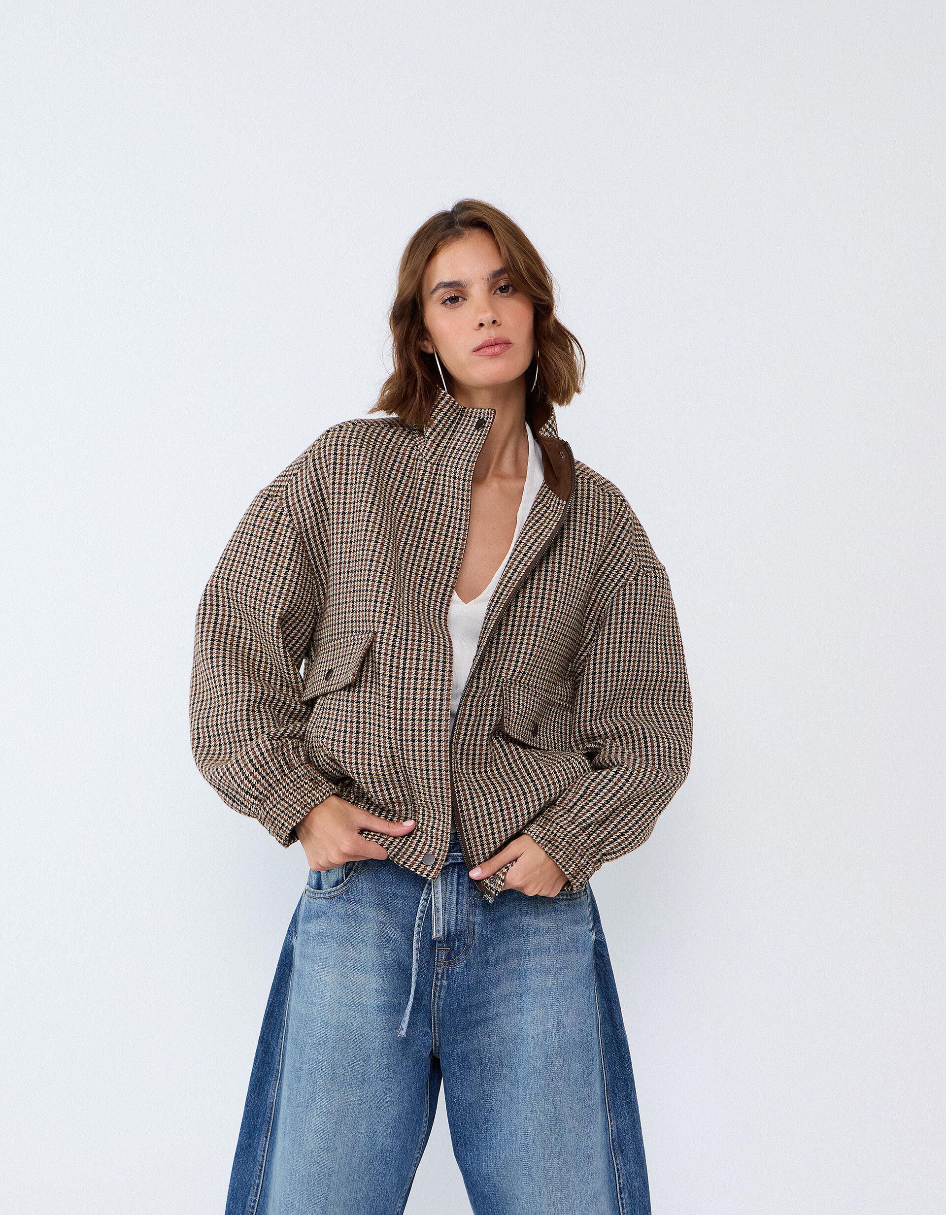 Comprar Online Casaco Bomber Aos Quadrados, Mulher, Bege