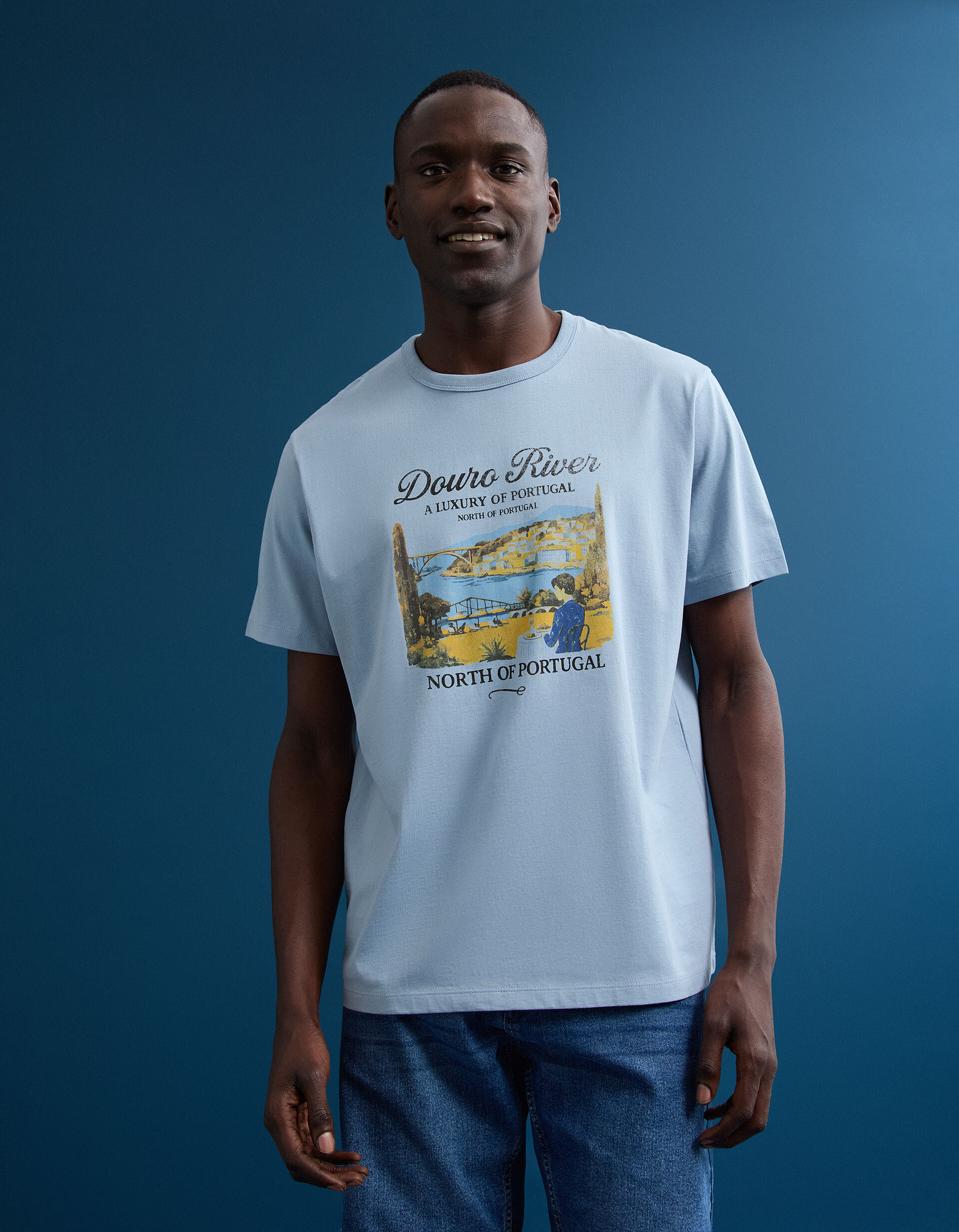 Comprar Online T-shirt Jersey Estampada, Homem, Azul Claro