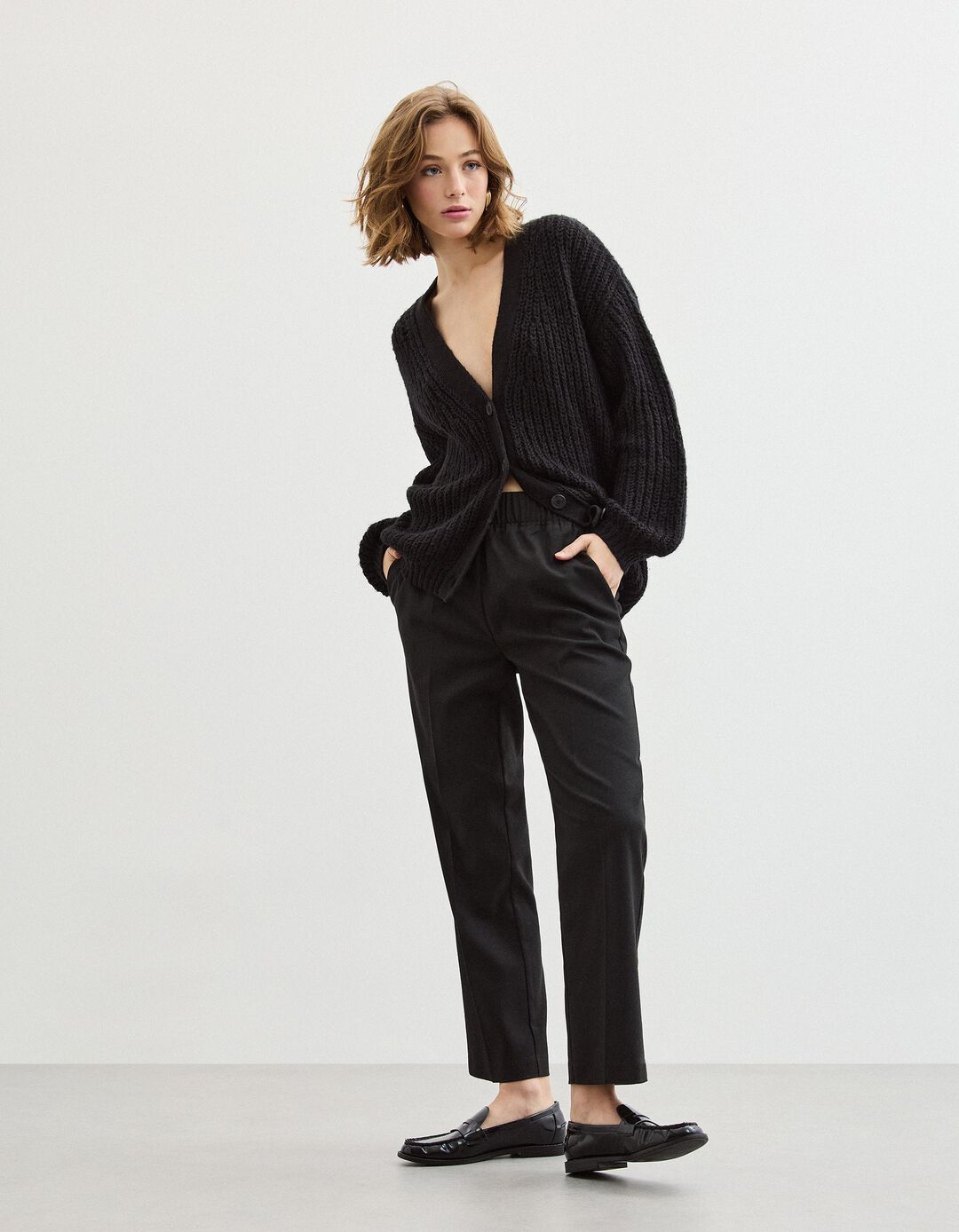 Cal&ccedil;as, Mulher, Preto