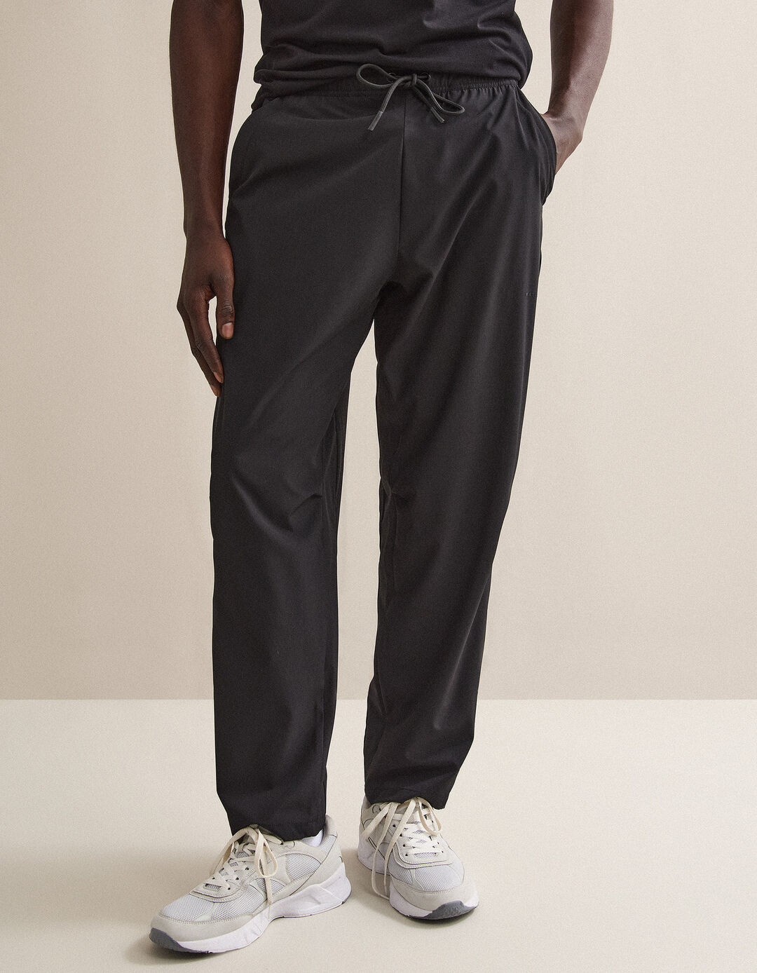 Cal&ccedil;as de Desporto, Homem, Preto