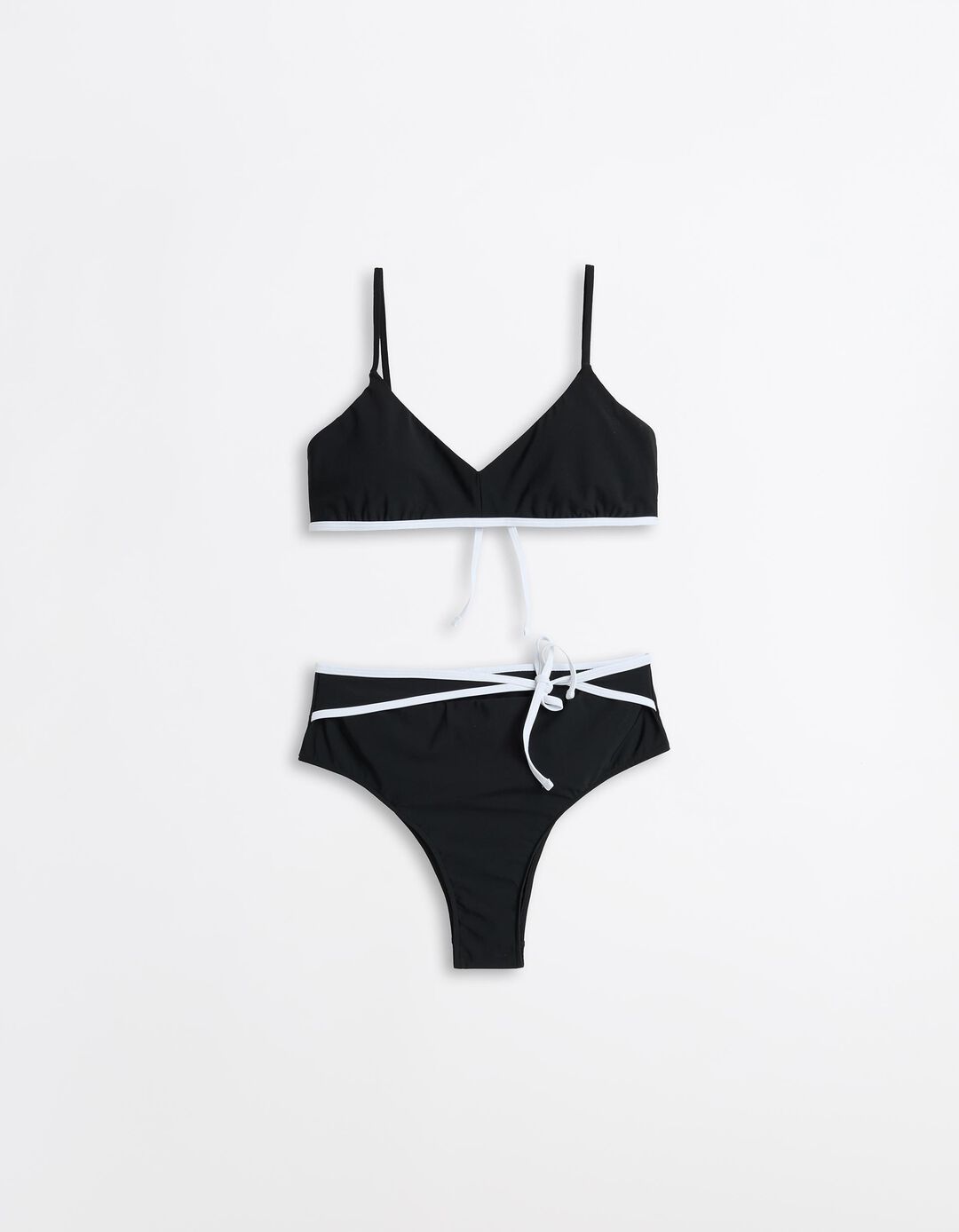 Biqu&iacute;ni Contraste, Mulher, Preto