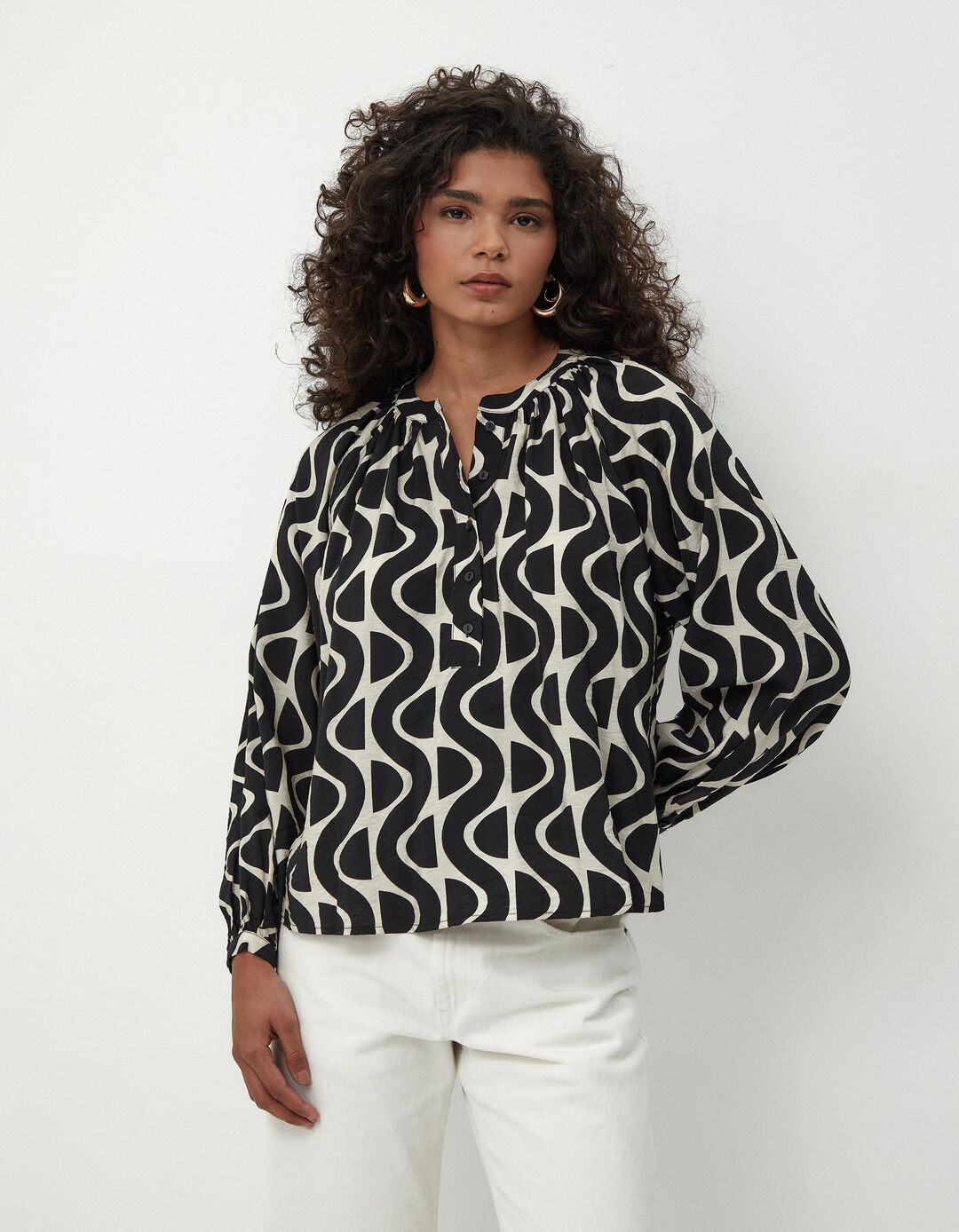 Blusa de Manga Comprida Estampada Botões, Mulher, Preto
