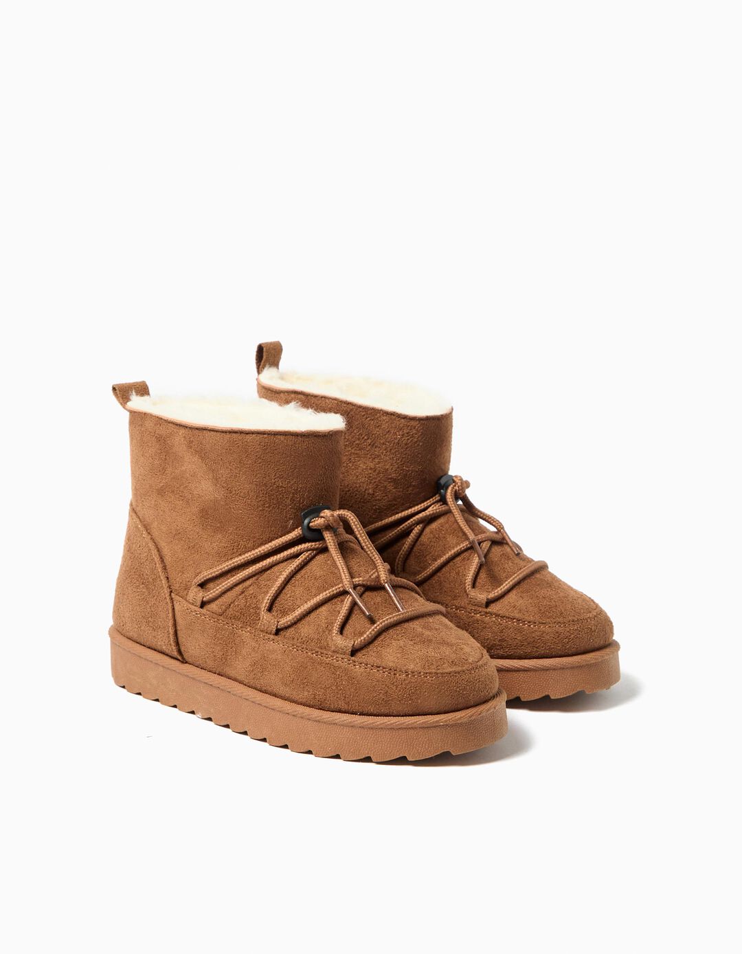 Botas, Menina, Castanho
