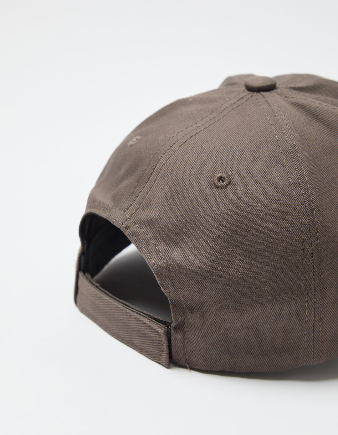 Bon&eacute;, Homem, Castanho