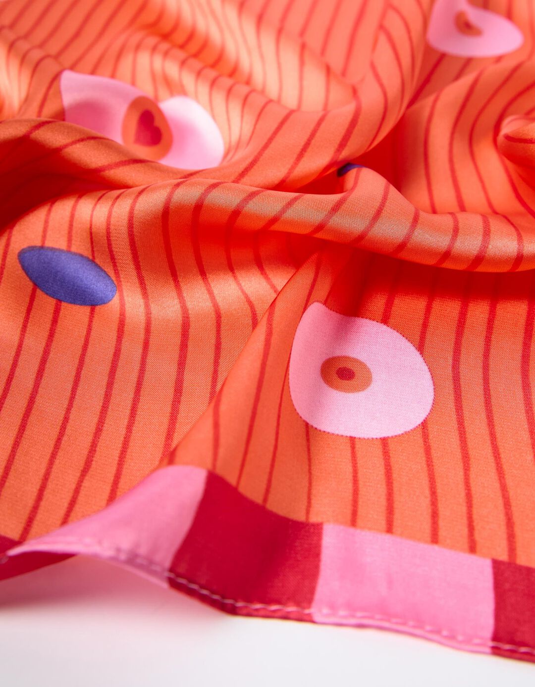 Lenço Solidário, Mulher, Rosa