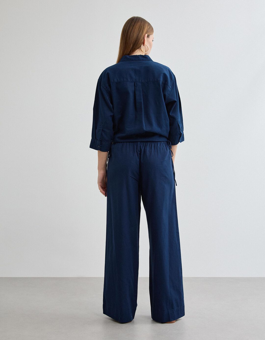 Cal&ccedil;as com Linho, Mulher, Azul Escuro