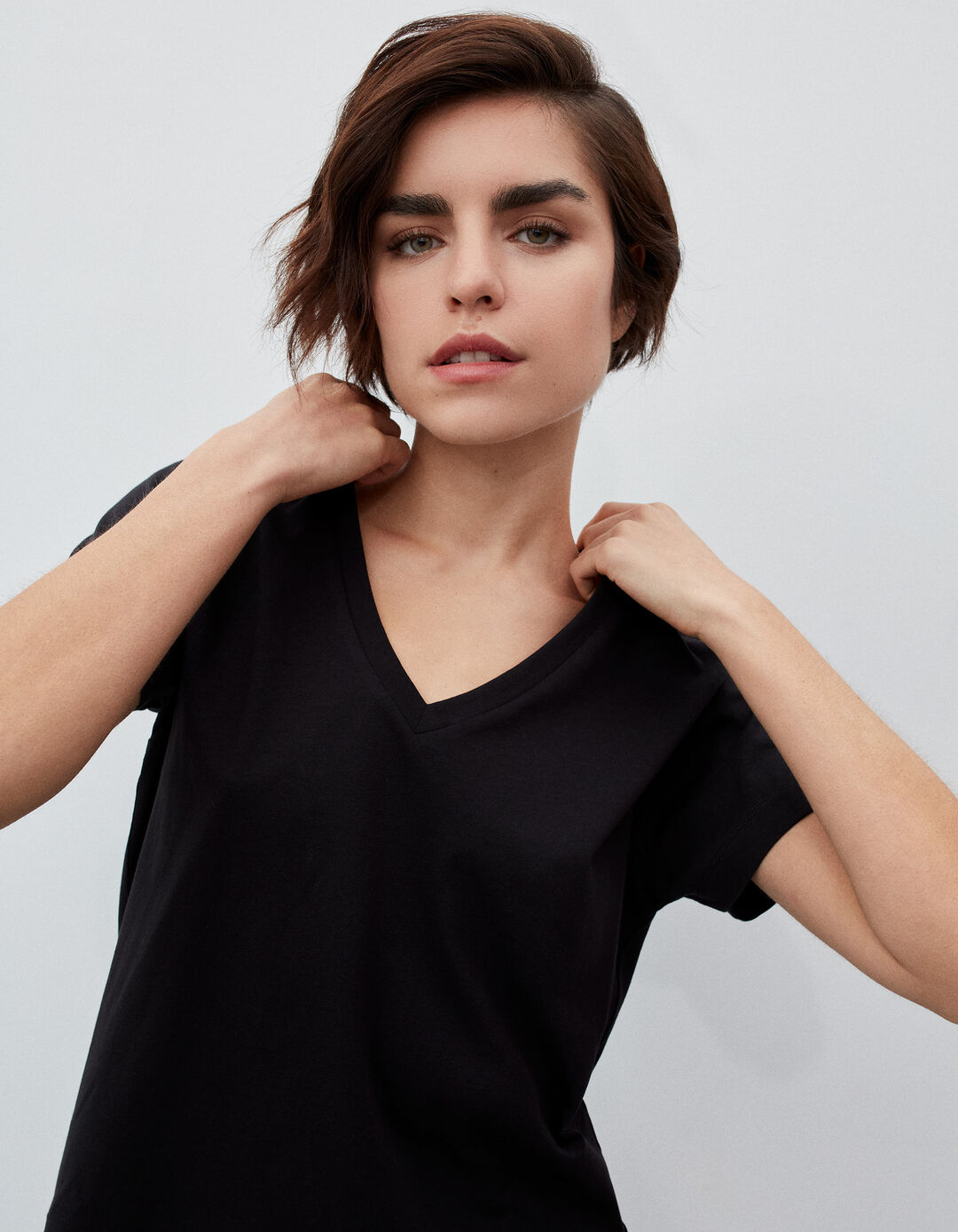 V Neckline T-shirt, Women, Black