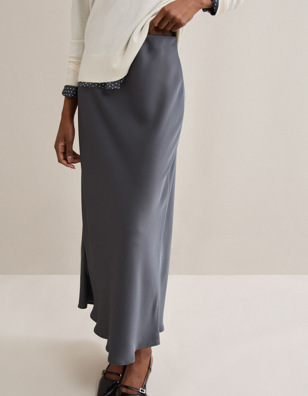 Saia Comprida Acetinada, Mulher, Cinzento