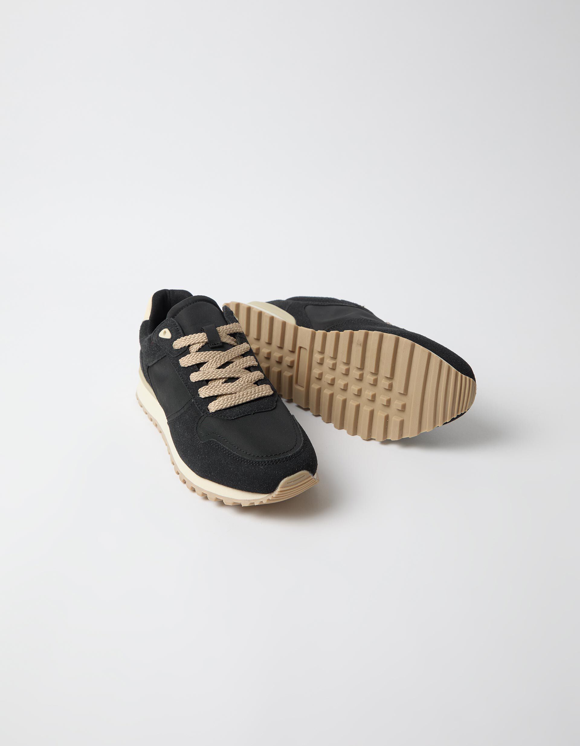 Comprar Online Sapatilhas Com Contraste, Mulher, Preto