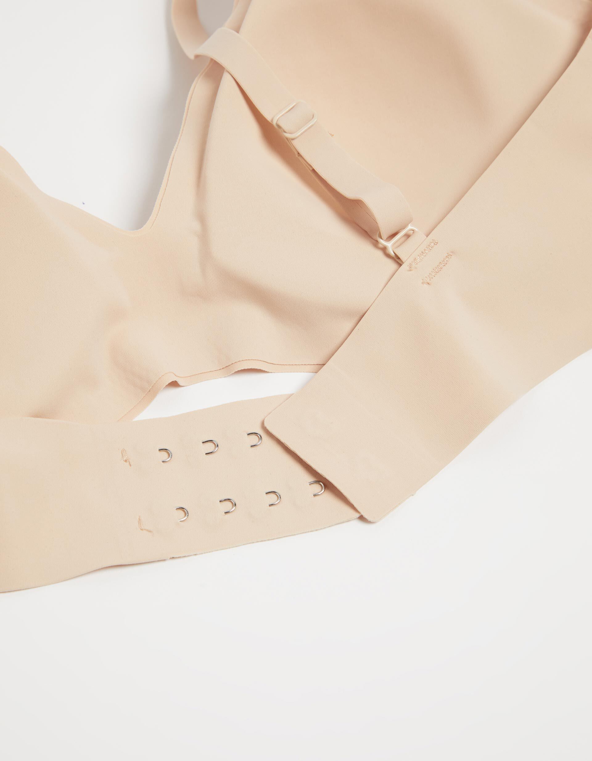 Comprar Online Soutien Costuras Invis&iacute;veis Cortado a Laser, Mulher, Bege Claro