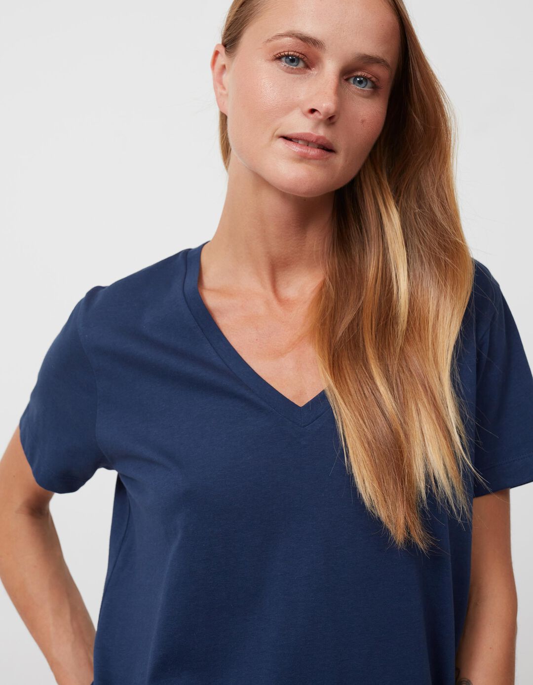 V-neck T-shirt, Women, Dark Blue