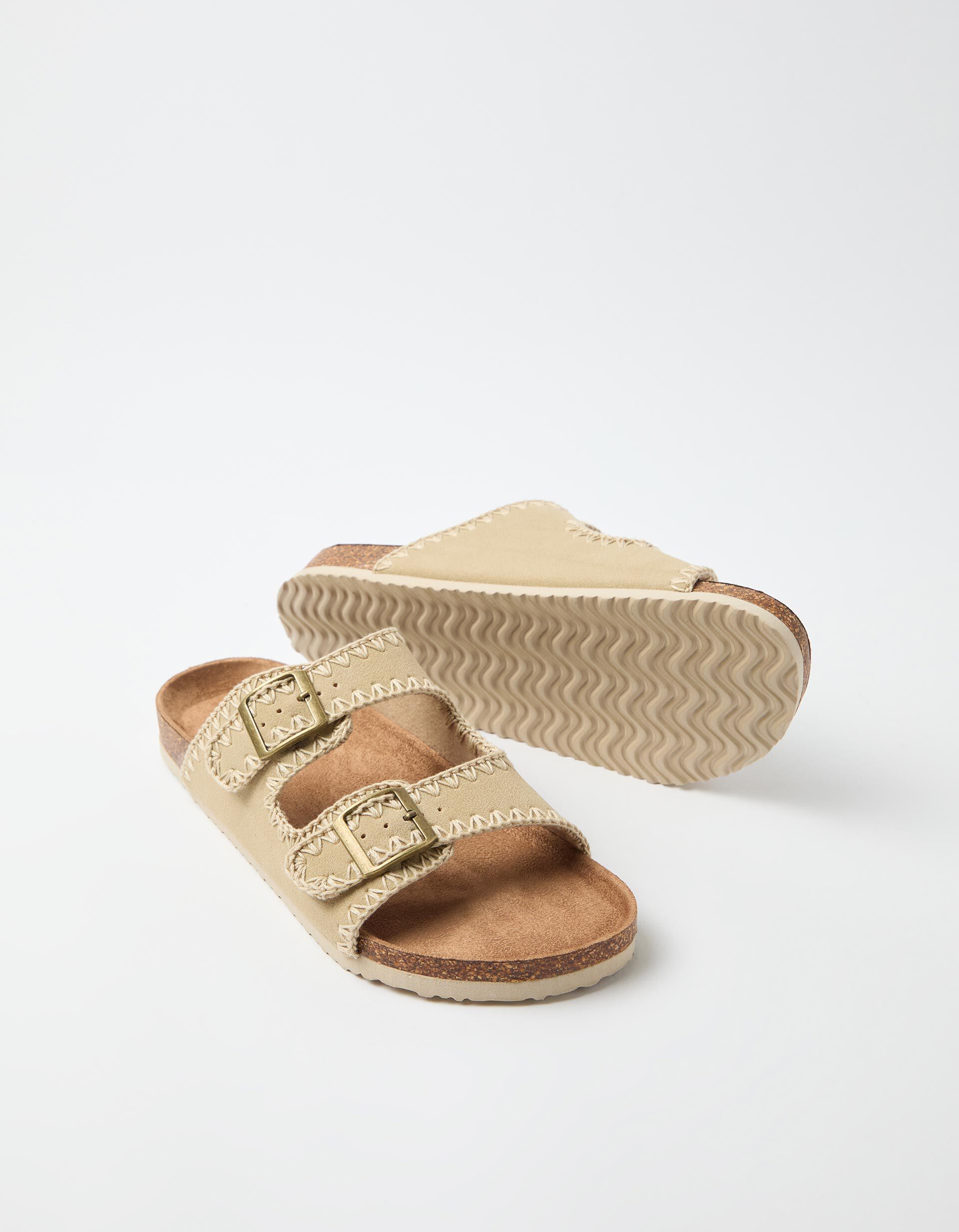 Comprar Online Sand&aacute;lias Crochet, Mulher, Bege
