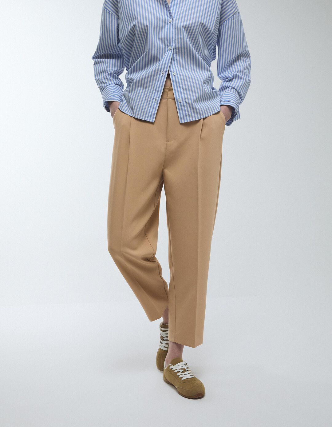 Cal&ccedil;as, Mulher, Bege Escuro