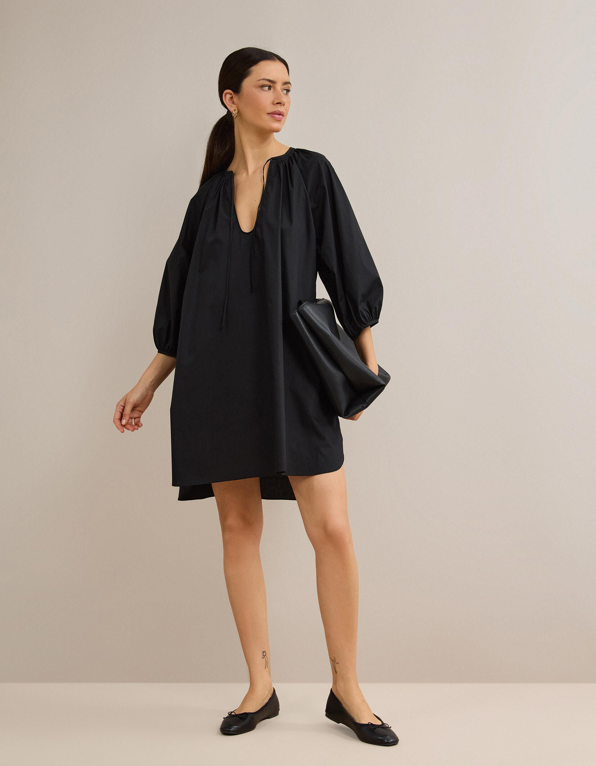 Comprar Online Vestido Curto, Mulher, Preto