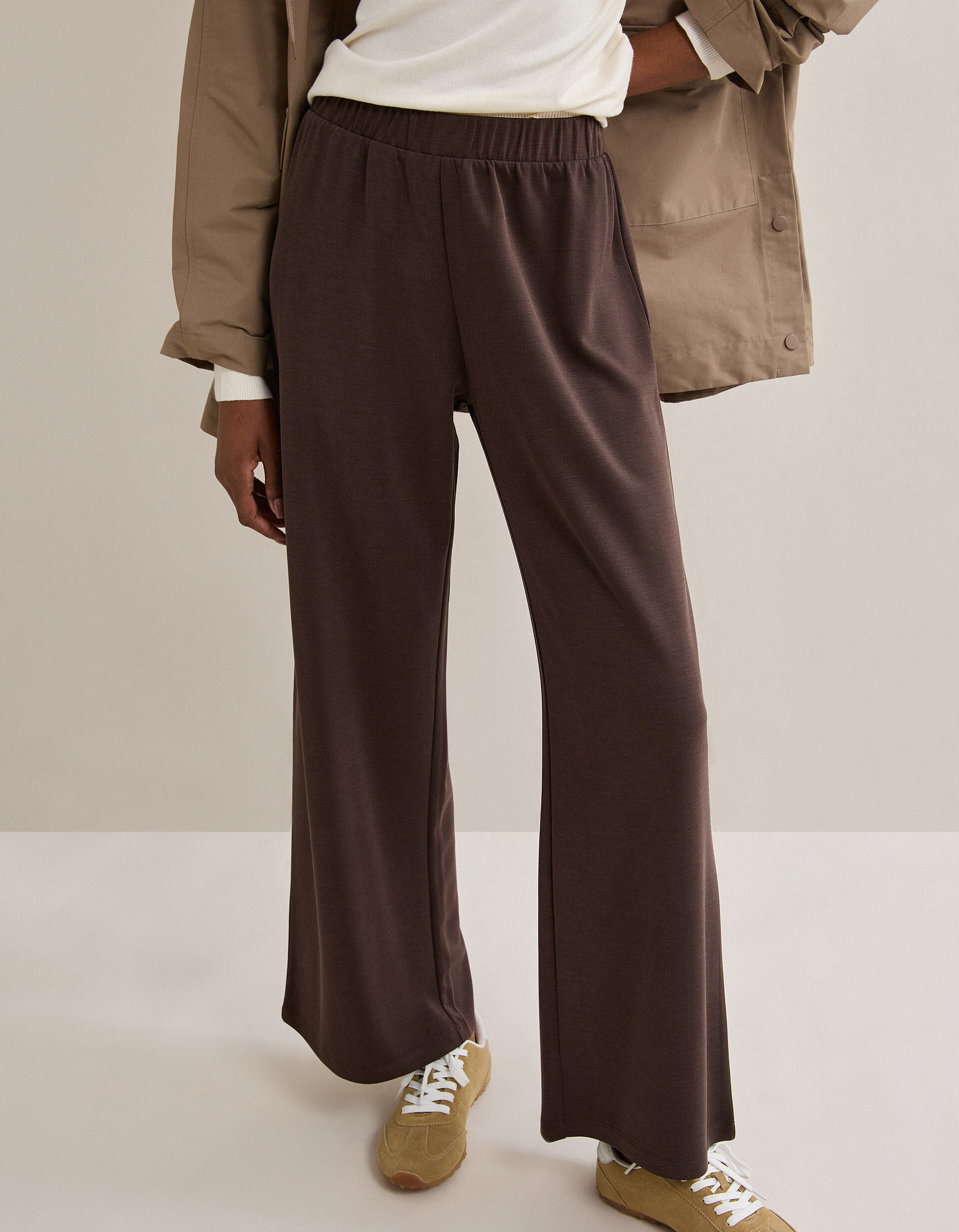 Comprar Online Cal&ccedil;as, Mulher, Castanho Escuro