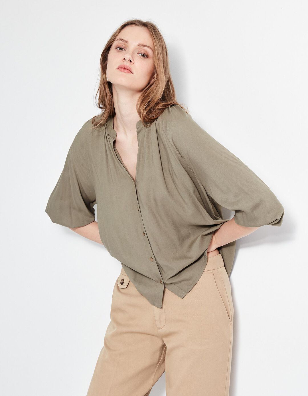 Blusa Decote em V, Mulher, Verde Escuro 