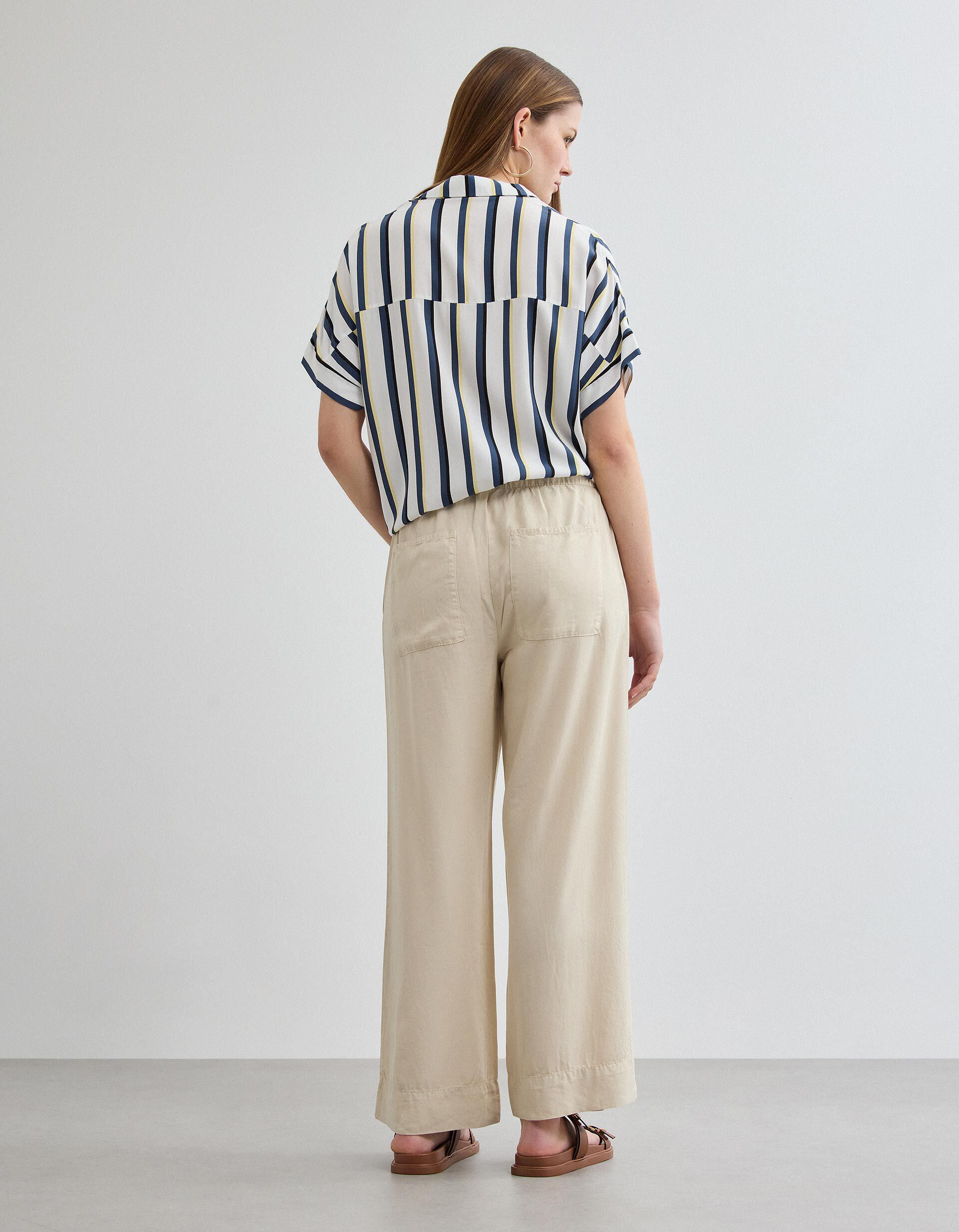 Comprar Online Cal&ccedil;as Liocel, Mulher, Bege Claro