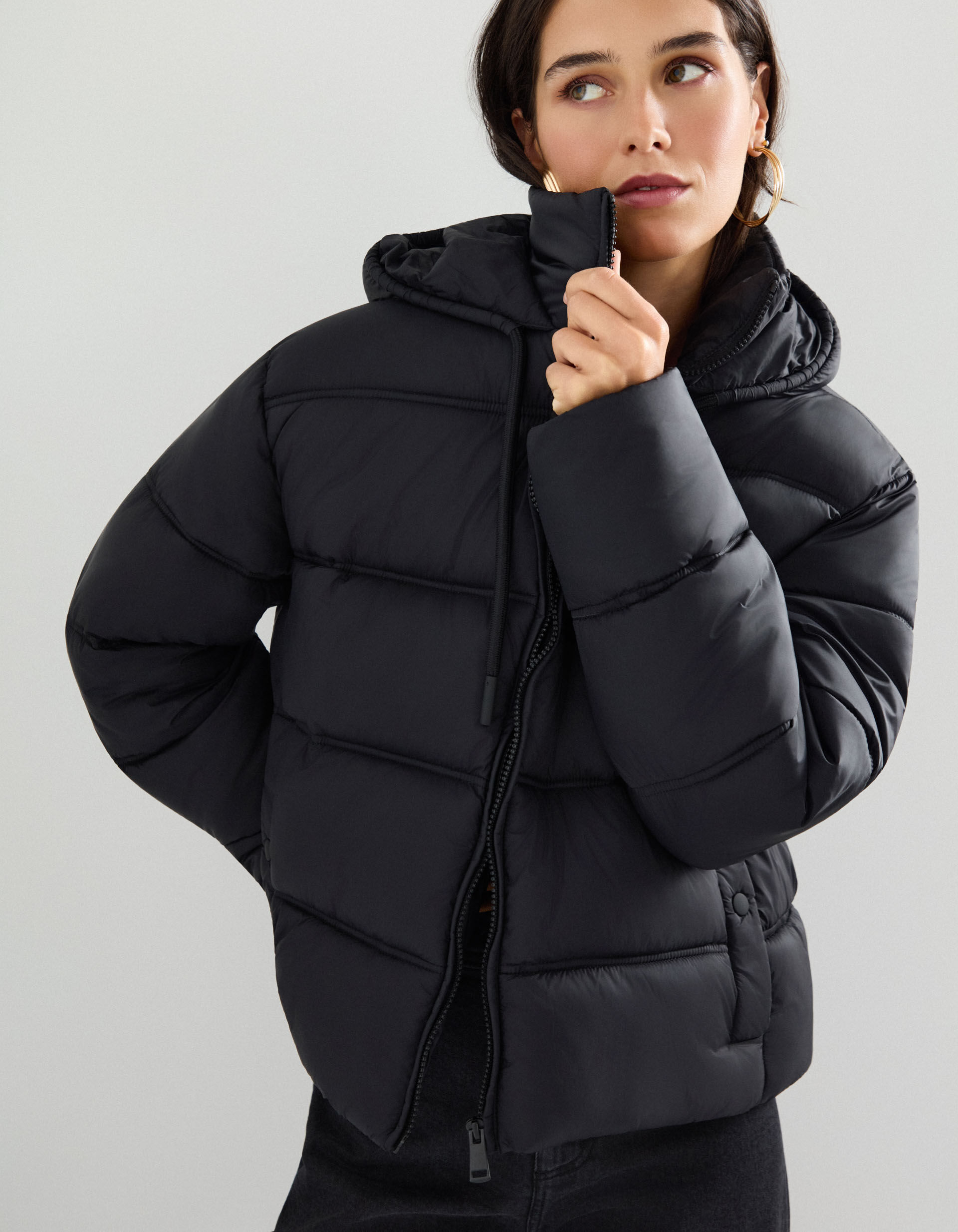 Comprar Online Casaco Acolchoado com Capuz, Mulher, Preto