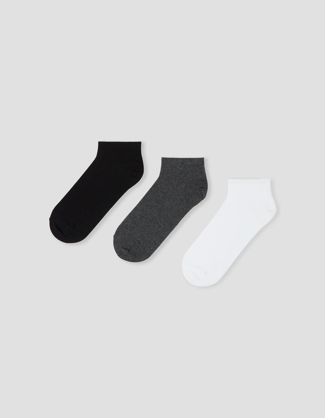 3 Pairs of Plain Trainer Socks, Men, Multicolour