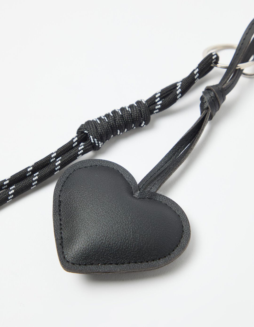 Porta-Chaves Charm, Mulher, Preto