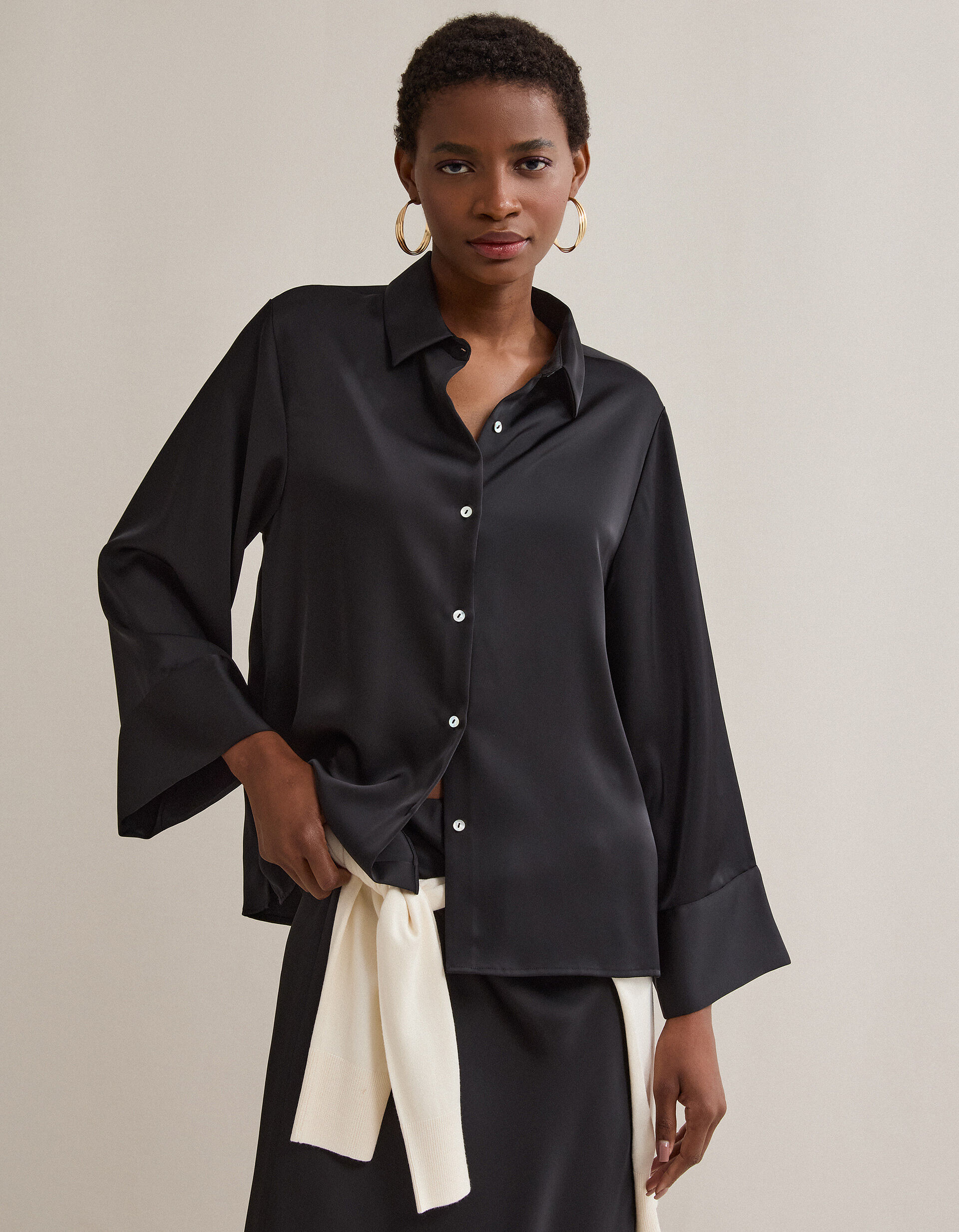 Comprar Online Camisa Acetinada, Mulher, Preto