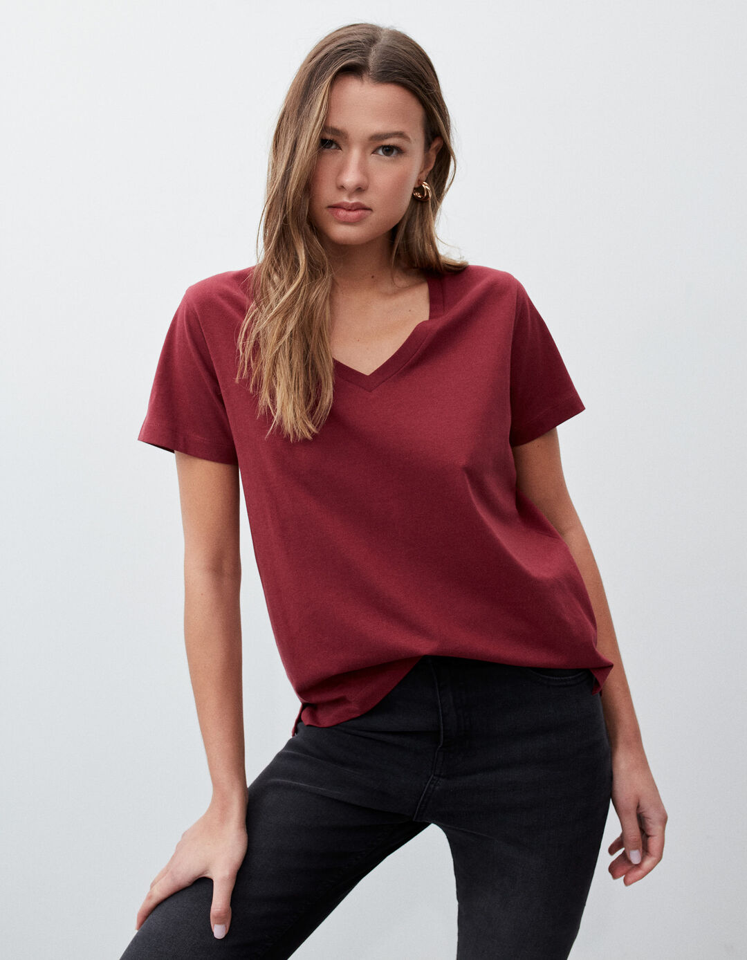 V-neck T-shirt, Woman, Dark Red