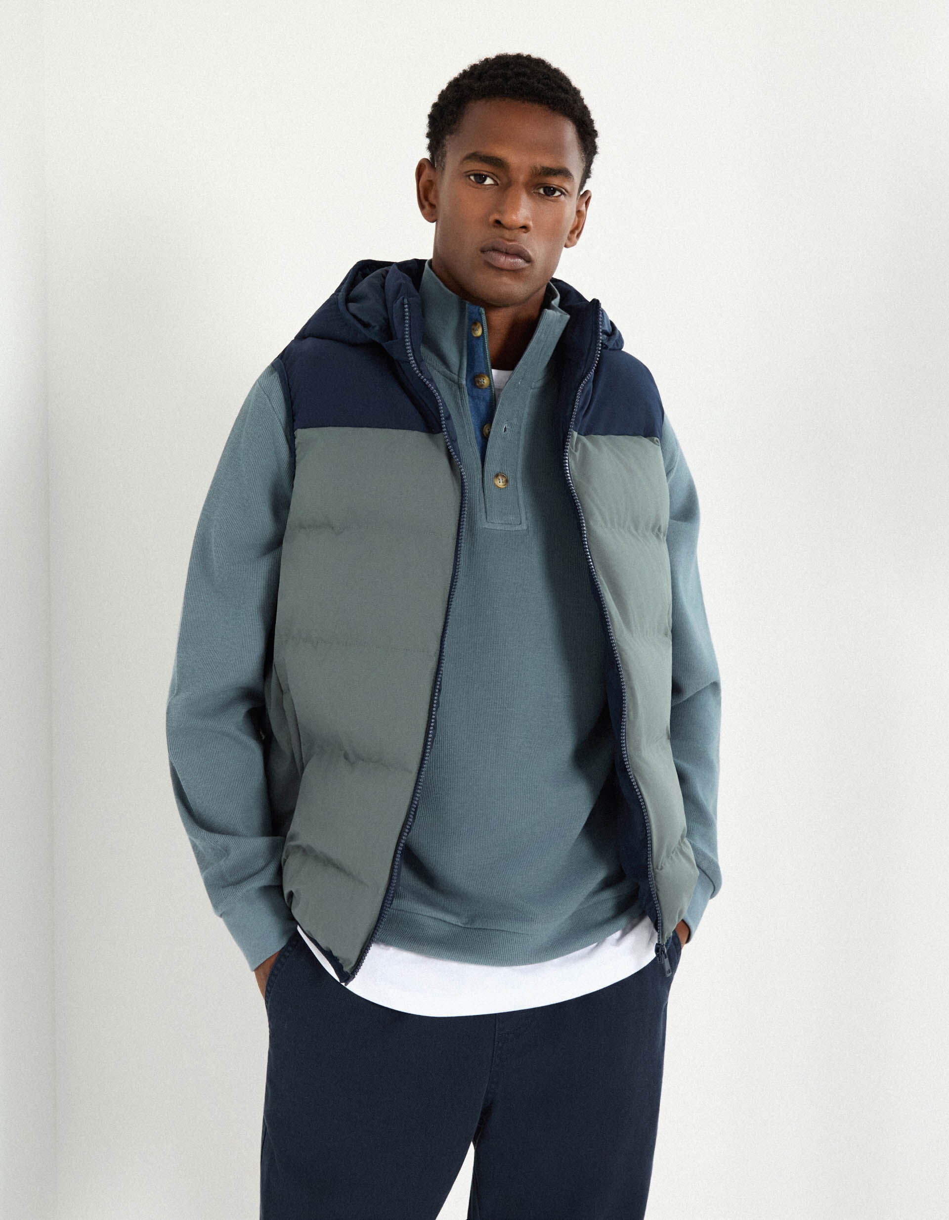 Comprar Online Colete Acolchoado com Capuz, Homem, Verde Escuro 