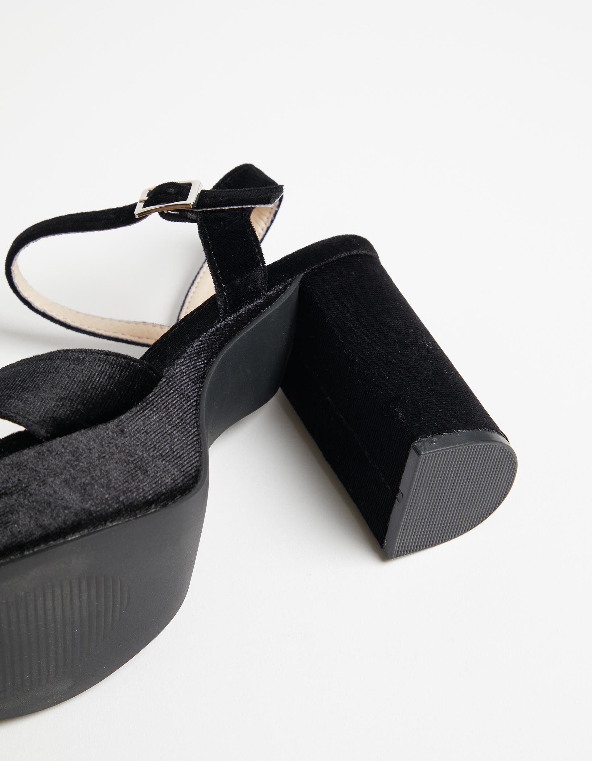Salto alto preto veludo cheap